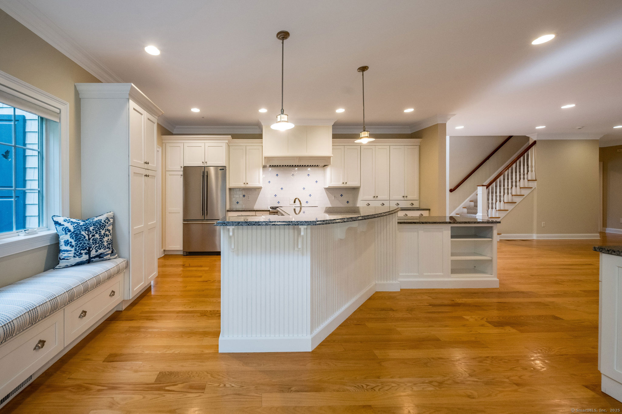 Madison, Connecticut, 06443, United States, 4 Bedrooms Bedrooms, ,4 BathroomsBathrooms,Residential,For Sale,1960564