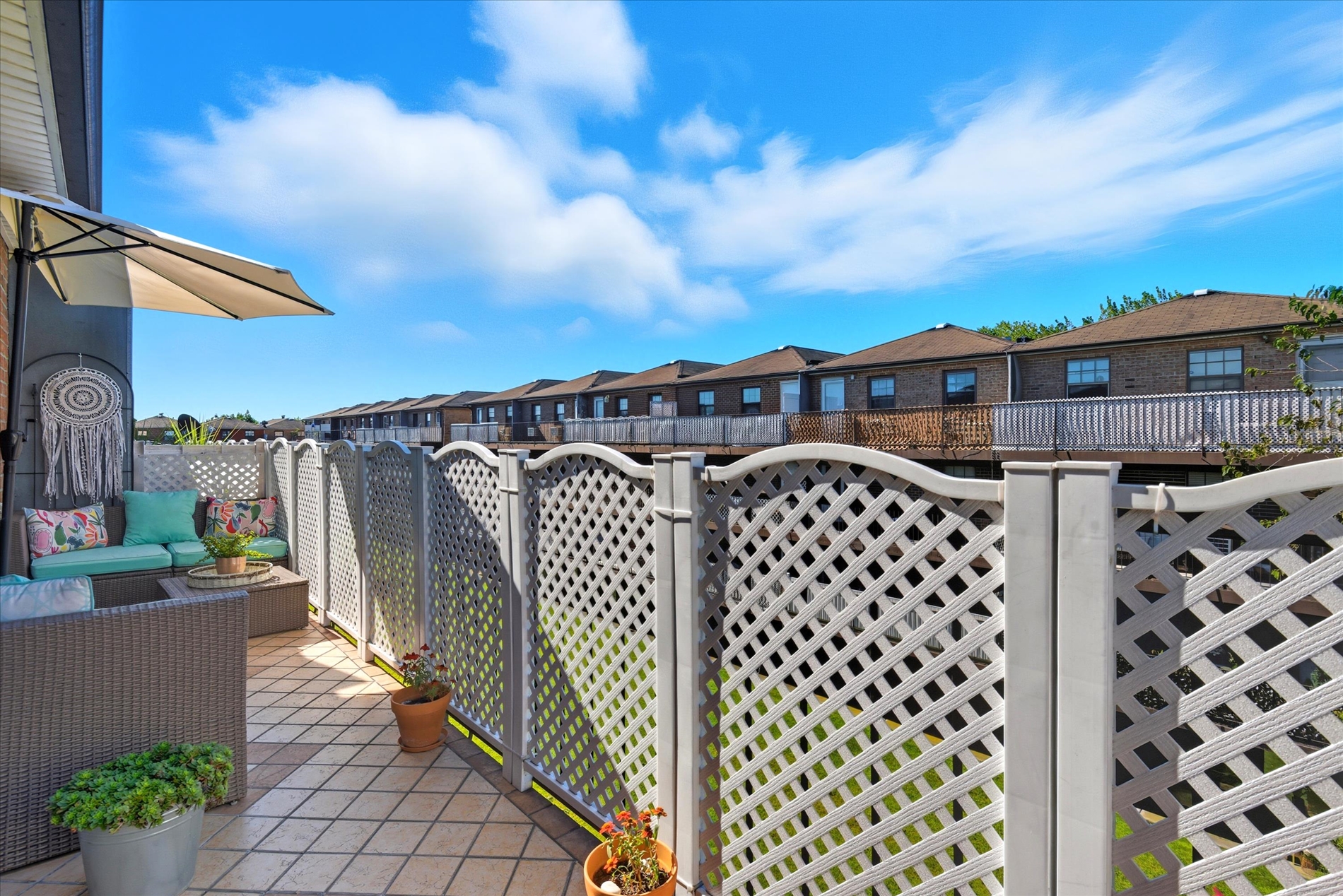 Howard Beach, New York, 11414, United States, 3 Bedrooms Bedrooms, ,2 BathroomsBathrooms,Residential,For Sale,2010836