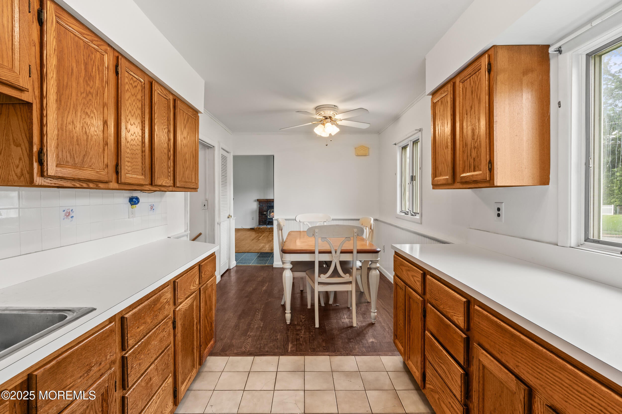 Oakhurst, New Jersey, 07755, United States, 3 Bedrooms Bedrooms, ,2 BathroomsBathrooms,Residential,For Sale,1923231