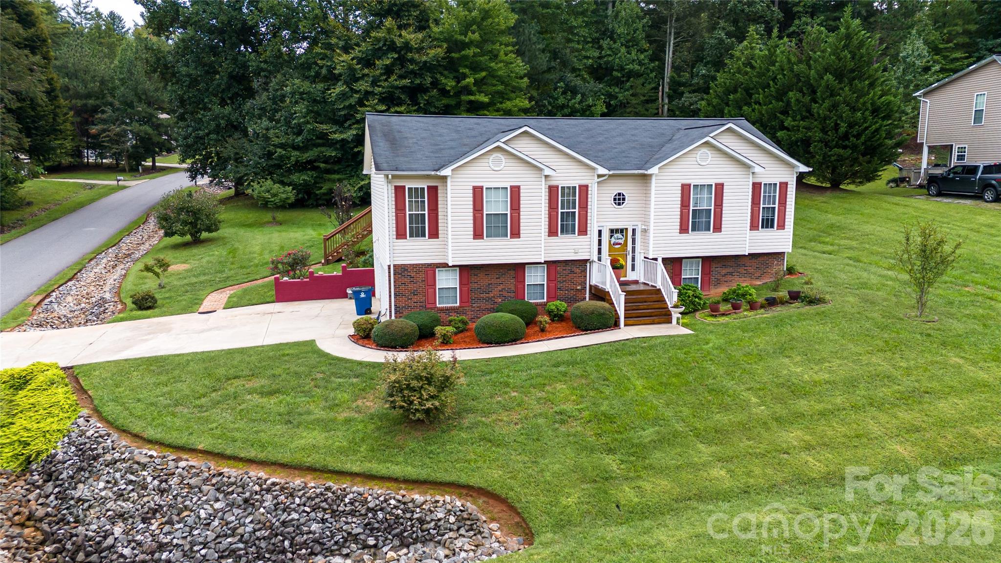 Doe Run, Morganton, NC 28655 #1