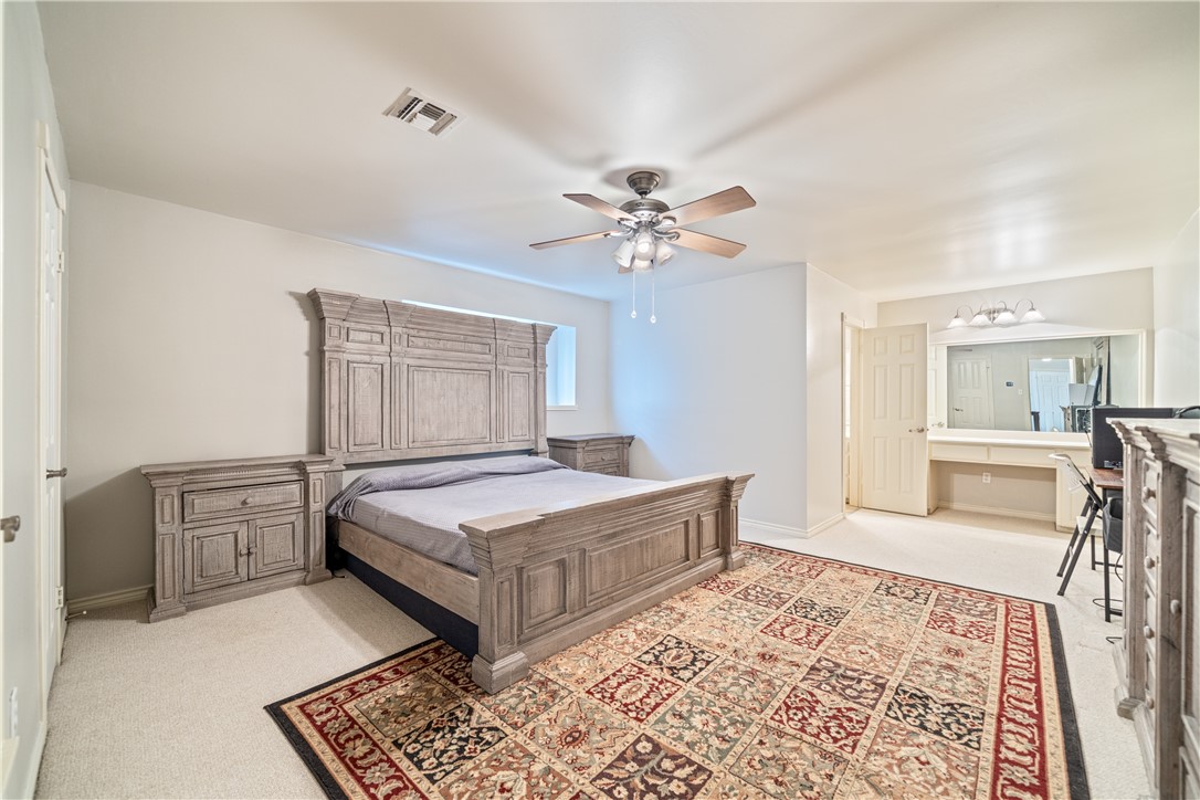 Corpus Christi, Texas, 78413, United States, 5 Bedrooms Bedrooms, ,5 BathroomsBathrooms,Residential,For Sale,1998371