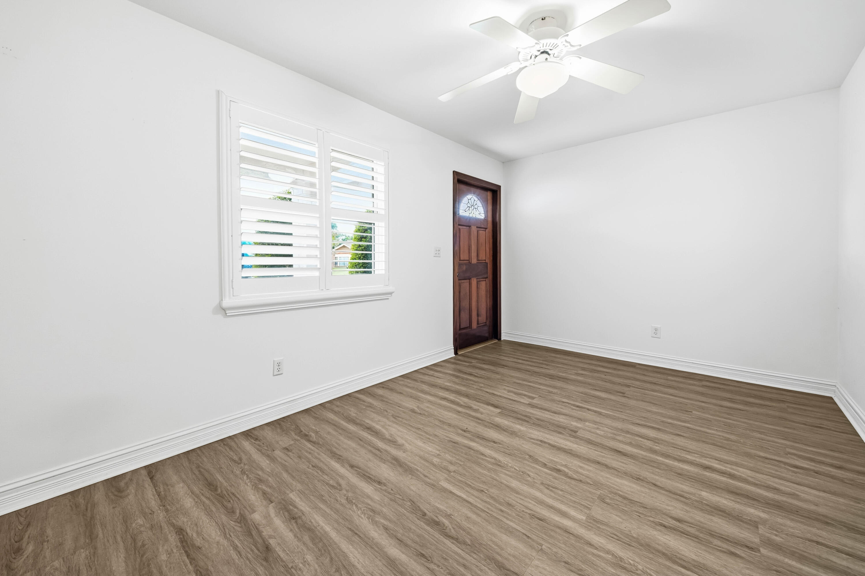 Royal Palm Beach, Florida, 33411, United States, 3 Bedrooms Bedrooms, ,3 BathroomsBathrooms,Residential,For Sale,1970121