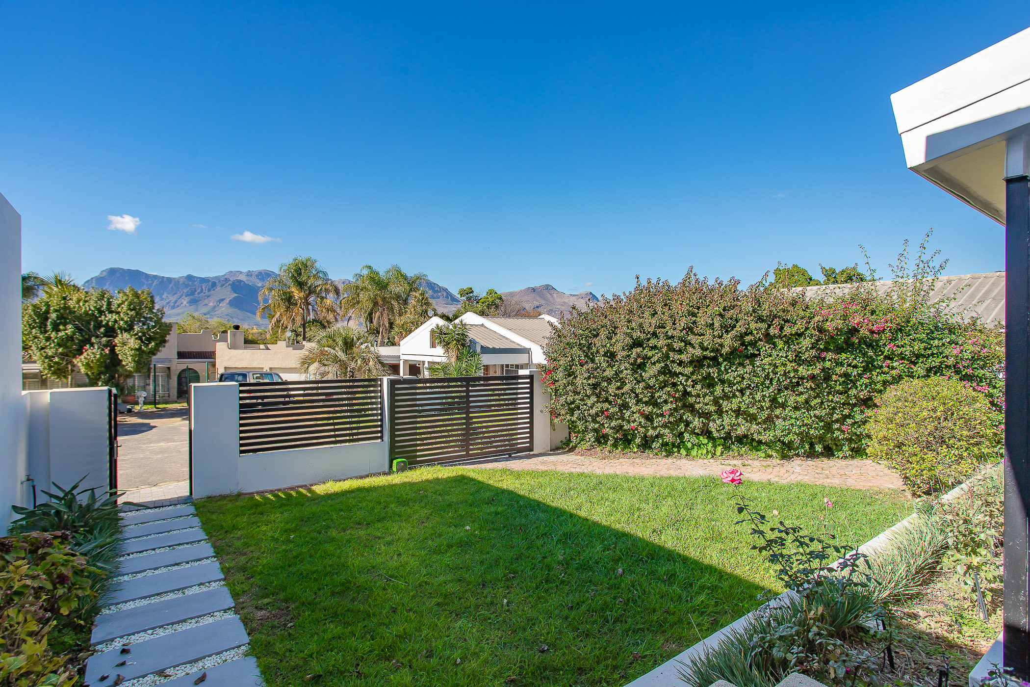  Luxury Family Home in Prestigious Hoog en Droog, Paarl - 物件實景