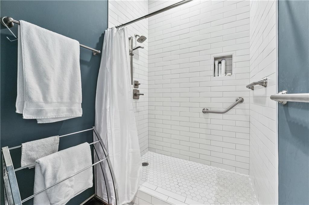 Atlanta, Georgia, 30307, United States, 3 Bedrooms Bedrooms, ,3 BathroomsBathrooms,Residential,For Sale,1901800