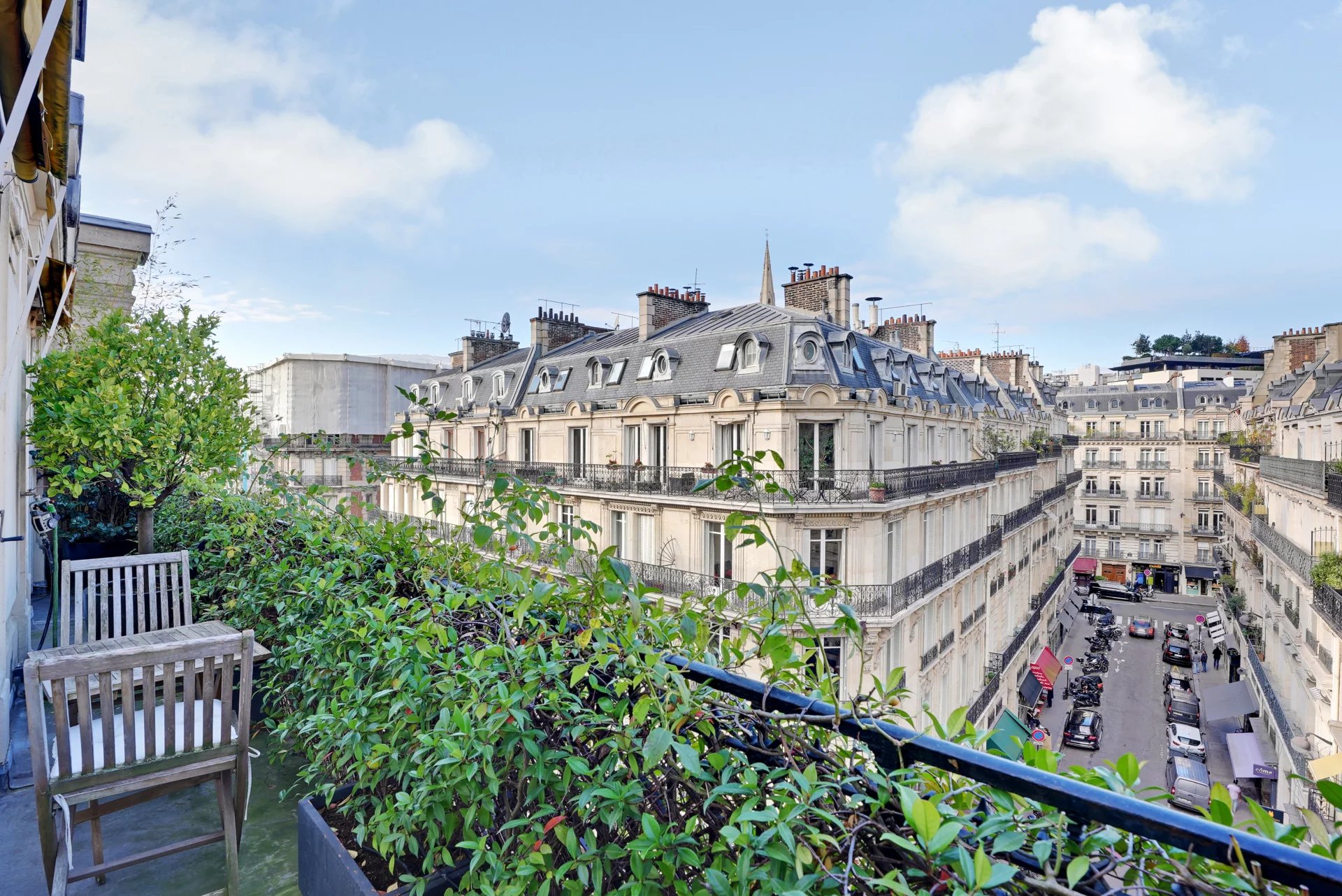 Paris 8th, Île-de-France, 75008, FR, 4 Bedrooms Bedrooms, ,2 BathroomsBathrooms,Residential,For Sale,1669090