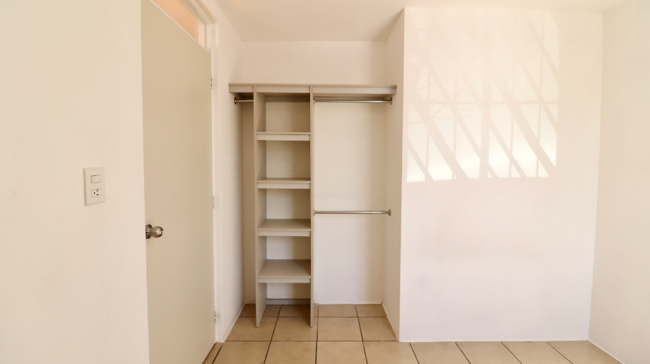 Morelia, Michoacán de Ocampo, 58195, Mexico, 2 Bedrooms Bedrooms, ,1 BathroomBathrooms,Residential,For Sale,1991291