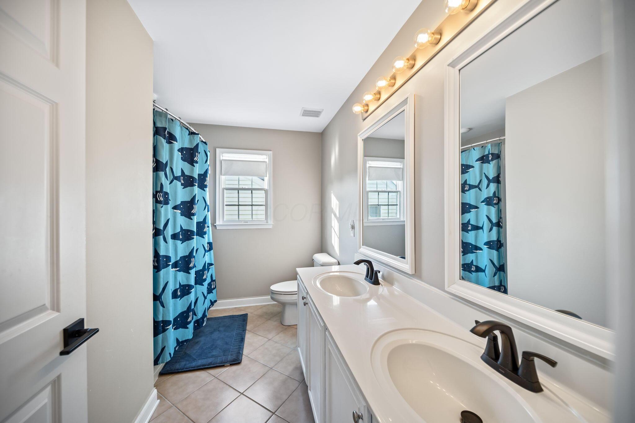 New Albany, Ohio, 43054, United States, 4 Bedrooms Bedrooms, ,3 BathroomsBathrooms,Residential,For Sale,1988234