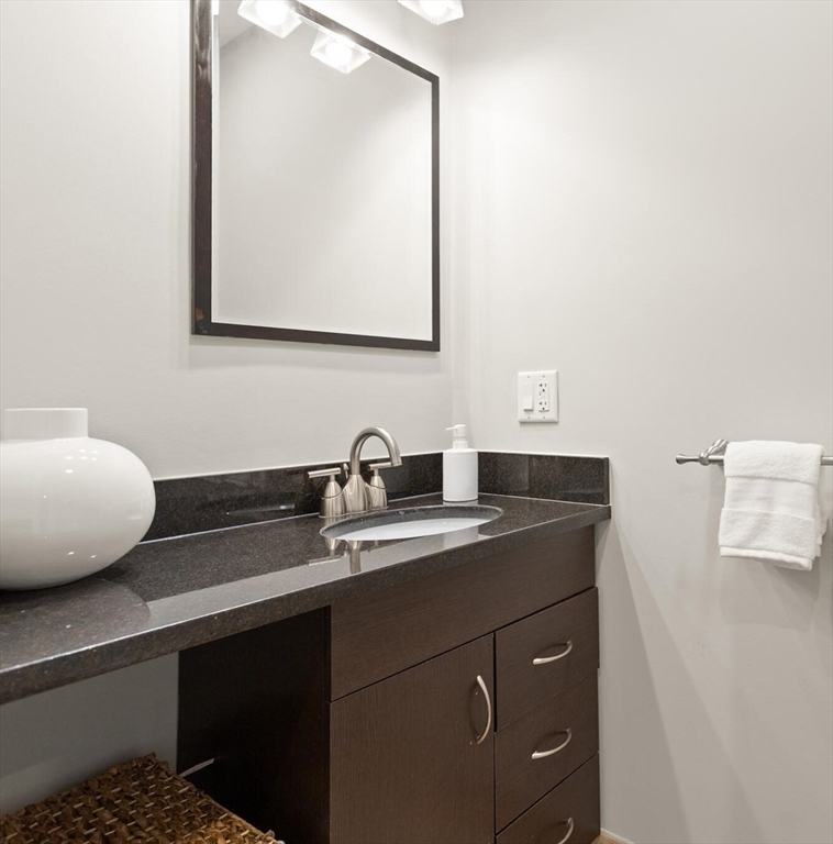 Boston, Massachusetts, 02127, United States, 2 Bedrooms Bedrooms, ,2 BathroomsBathrooms,Residential,For Sale,1890811