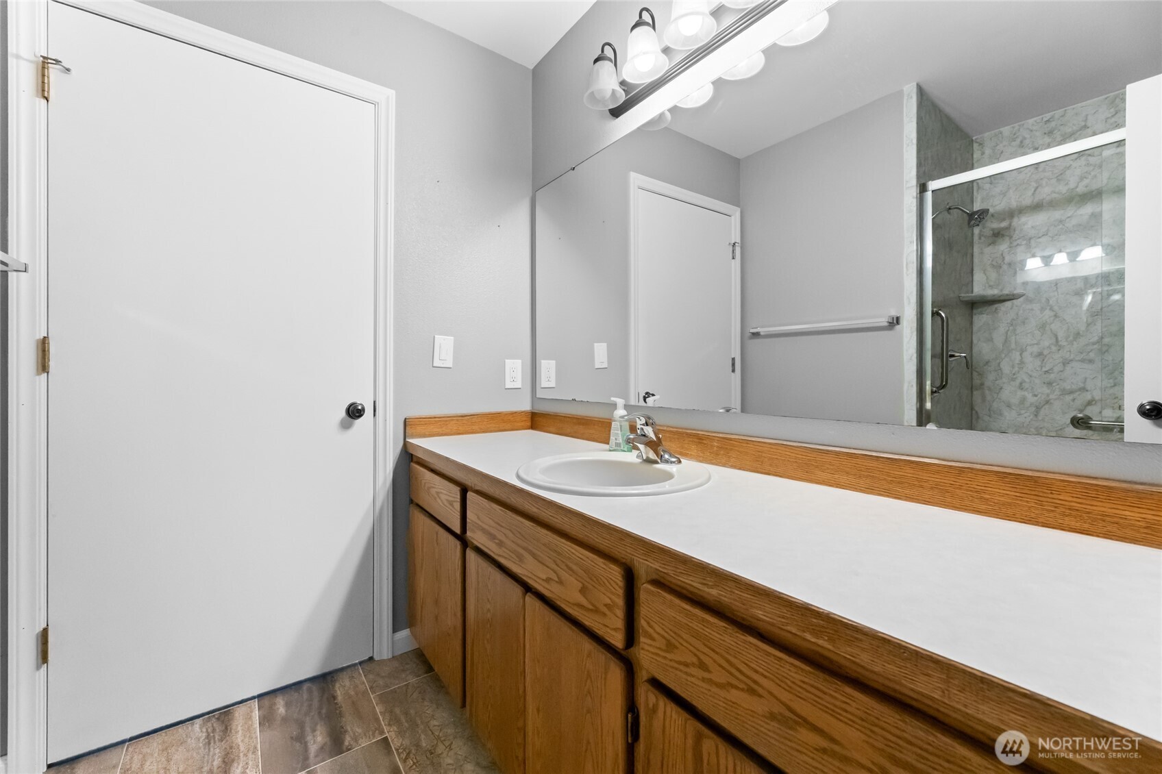 Roy, Washington, 98580, United States, 4 Bedrooms Bedrooms, ,1 BathroomBathrooms,Residential,For Sale,1997770