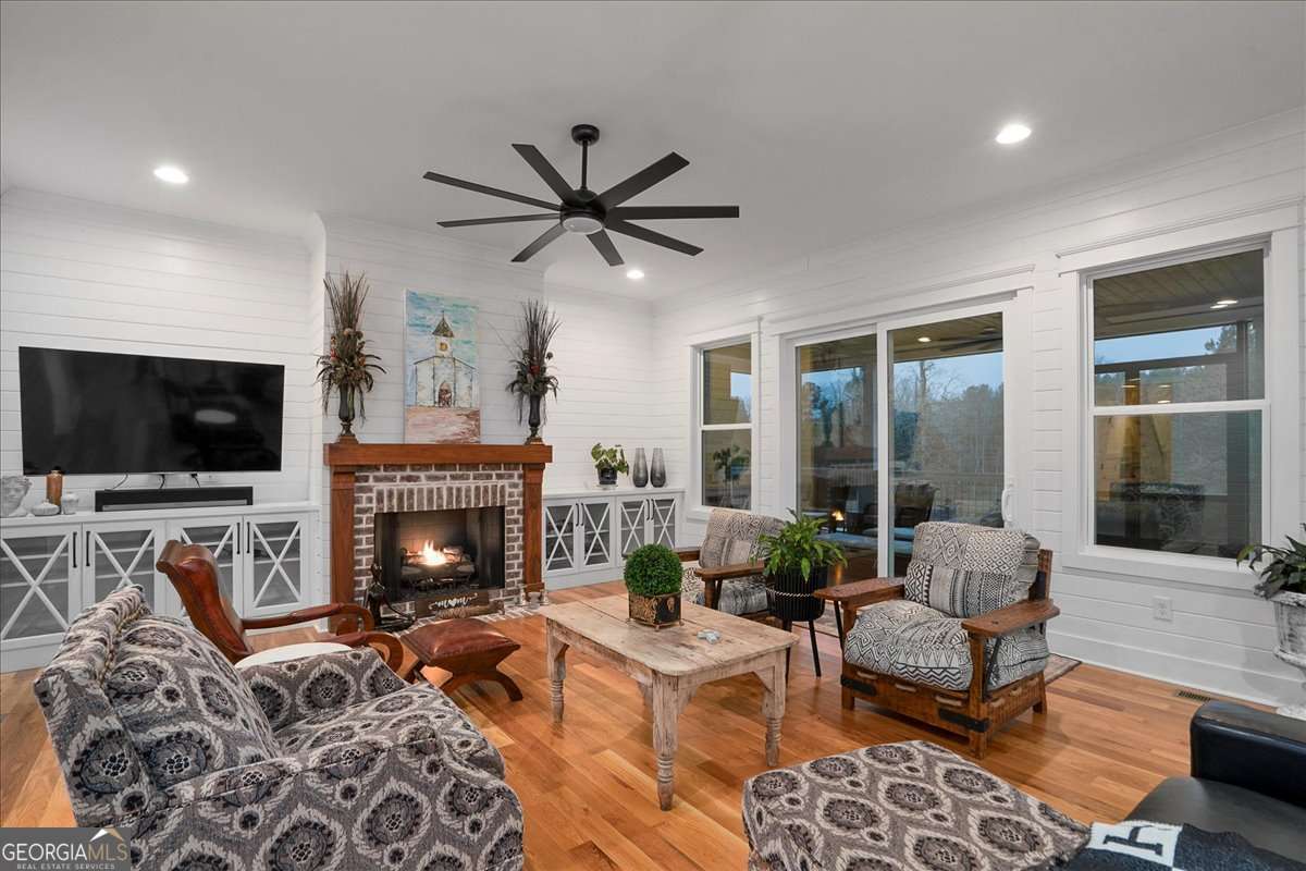 Watkinsville, Georgia, 30677, United States, 4 Bedrooms Bedrooms, ,5 BathroomsBathrooms,Residential,For Sale,1713271