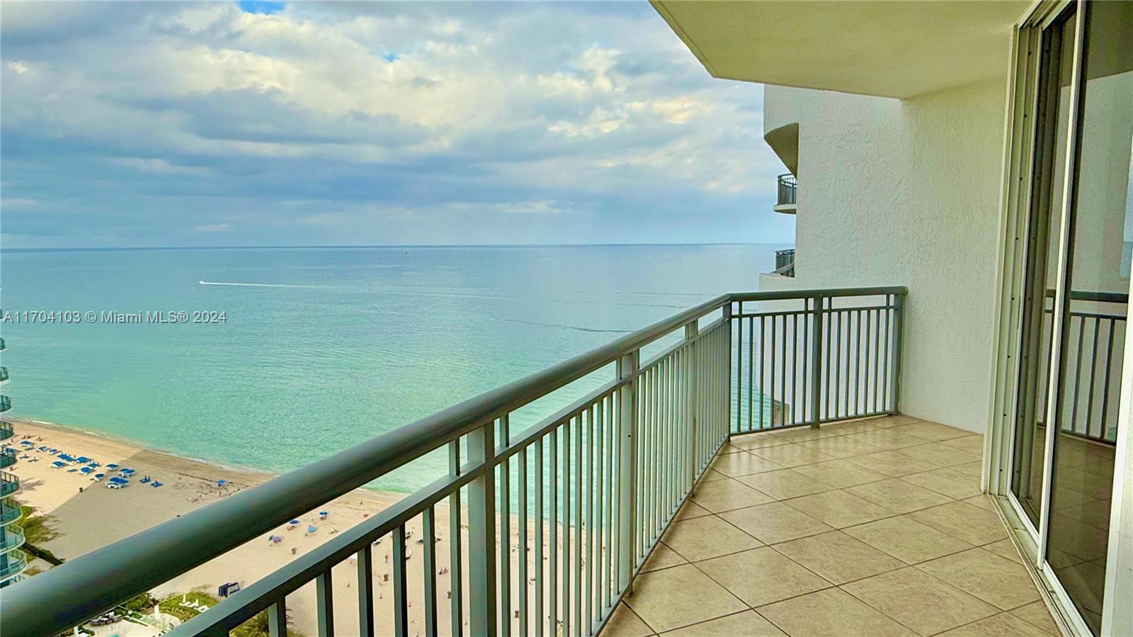 Sunny Isles Beach, Florida, 33160, United States, 1 Bedroom Bedrooms, ,1 BathroomBathrooms,Residential,For Sale,1761868