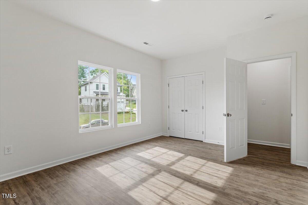 Durham, North Carolina, 27707, United States, 4 Bedrooms Bedrooms, ,4 BathroomsBathrooms,Residential,For Sale,1882318
