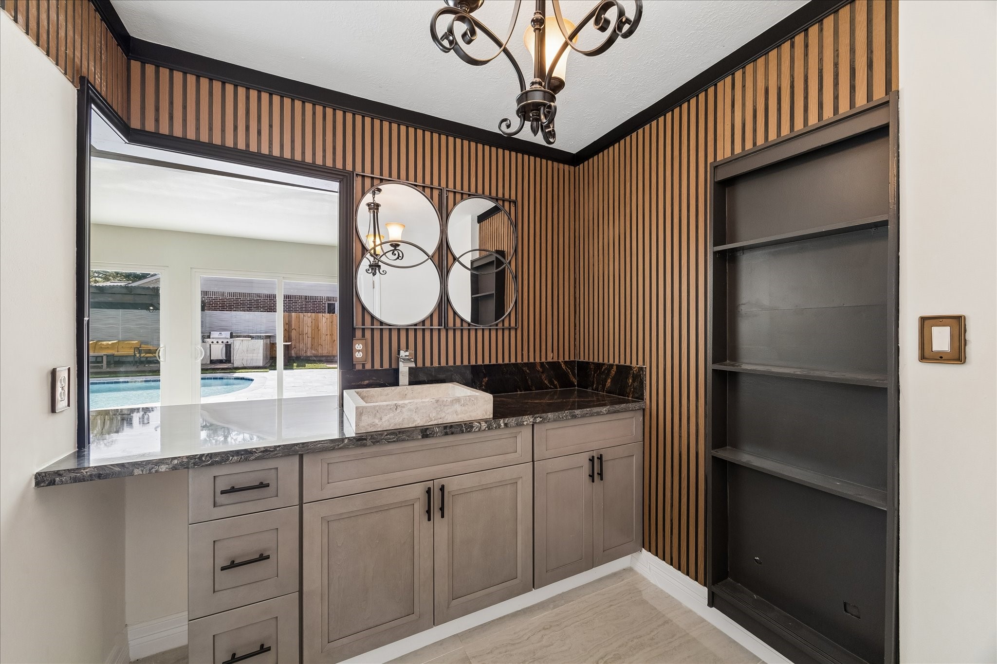  2302 Brooktree Drive - 物件實景