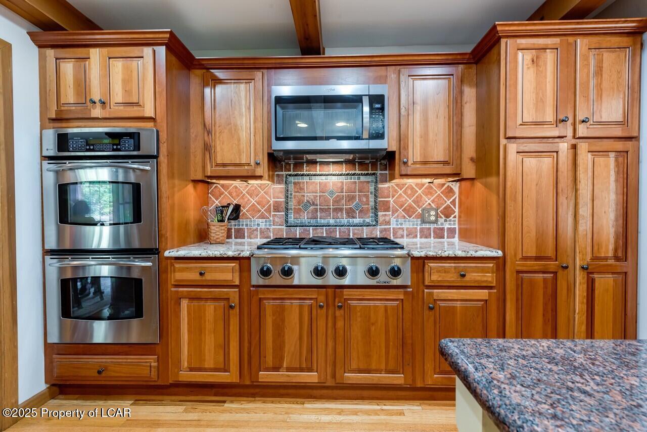 Dallas, Pennsylvania, 18612, United States, 5 Bedrooms Bedrooms, ,3 BathroomsBathrooms,Residential,For Sale,2006135