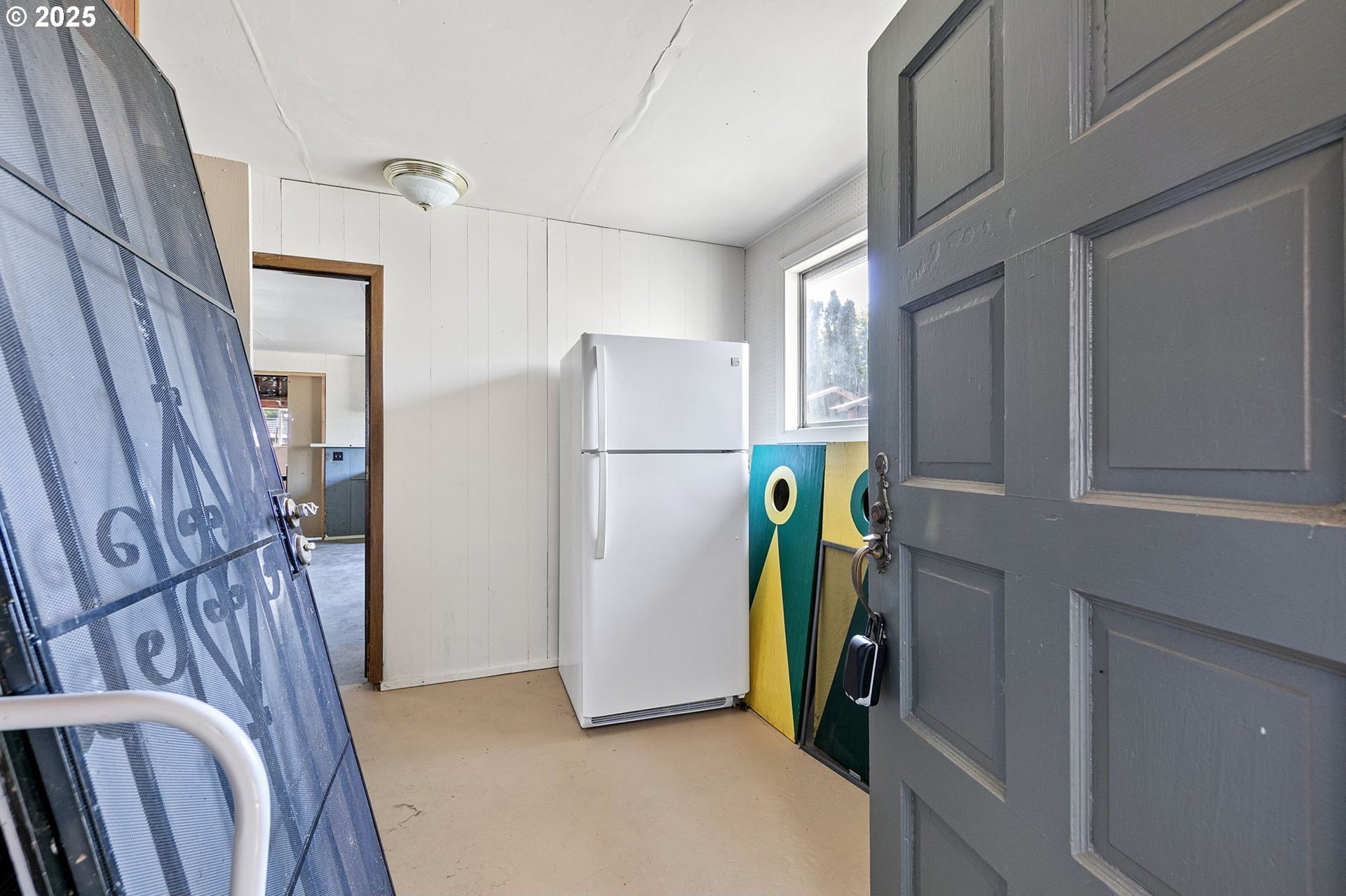 Springfield, Oregon, 97477, United States, 4 Bedrooms Bedrooms, ,2 BathroomsBathrooms,Residential,For Sale,1918433