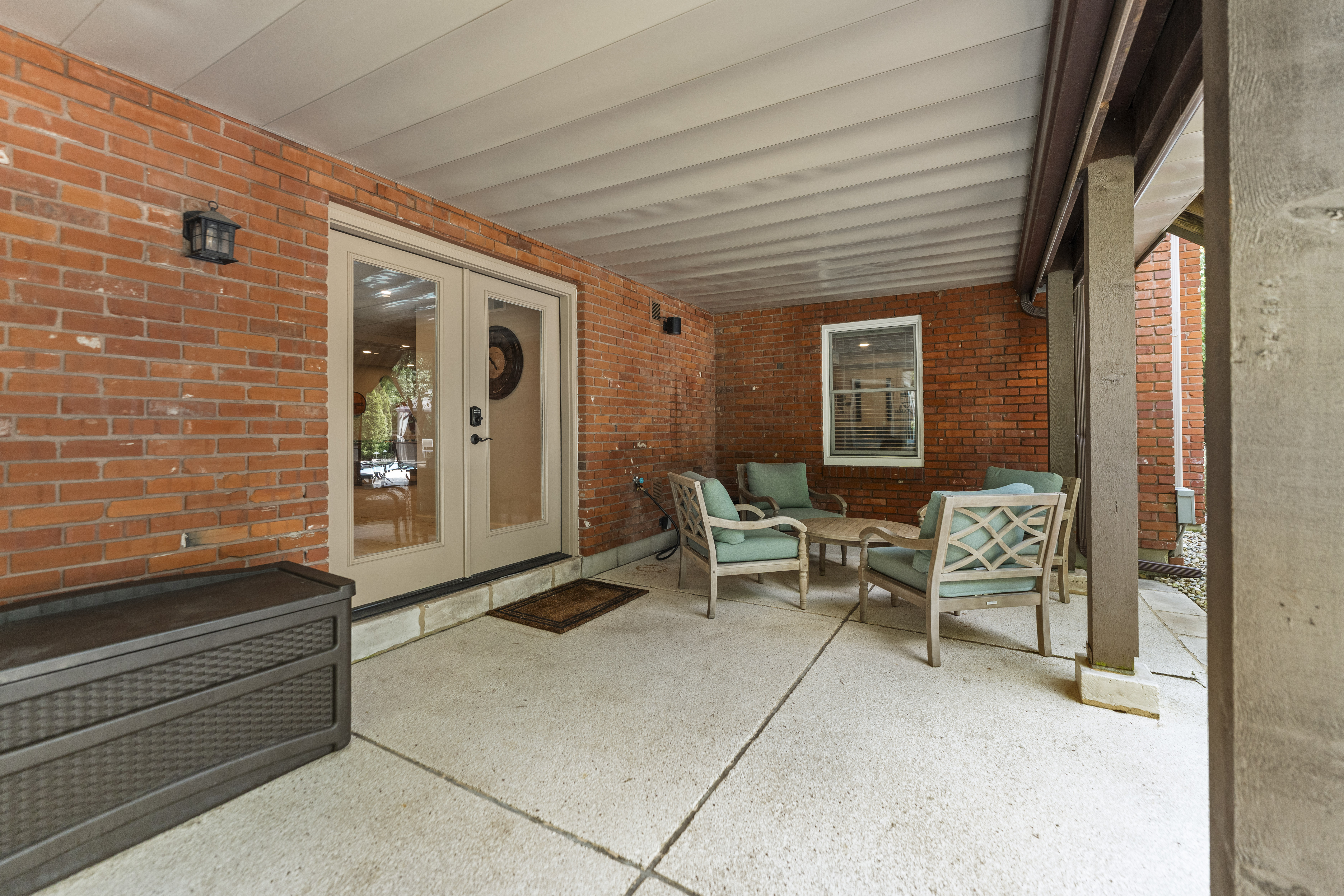 Exquisitely Renovated Home in the heart of Town & Country - 物件實景