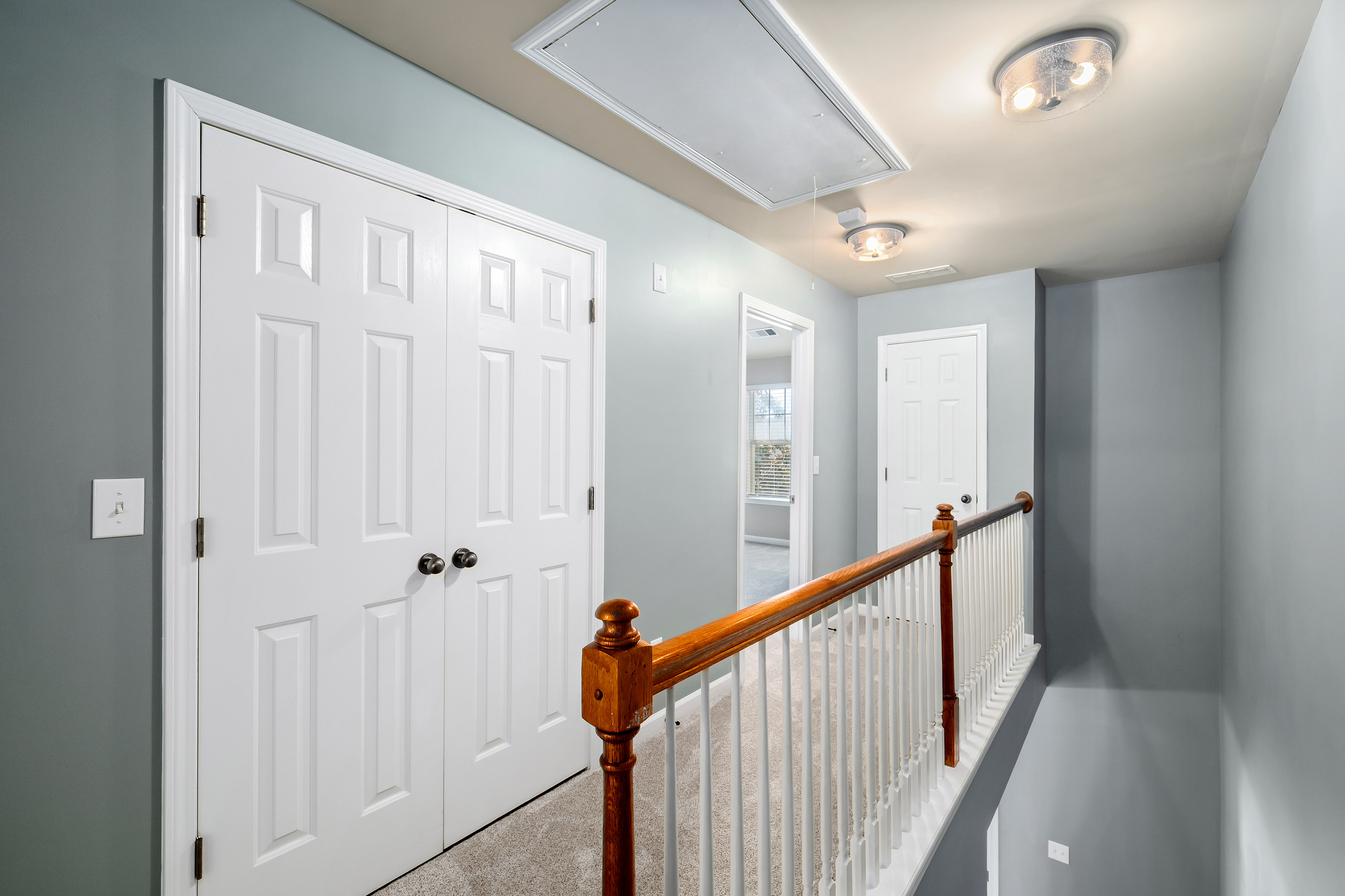  Beautifully Appointed End-Unit Townhome - 物件實景