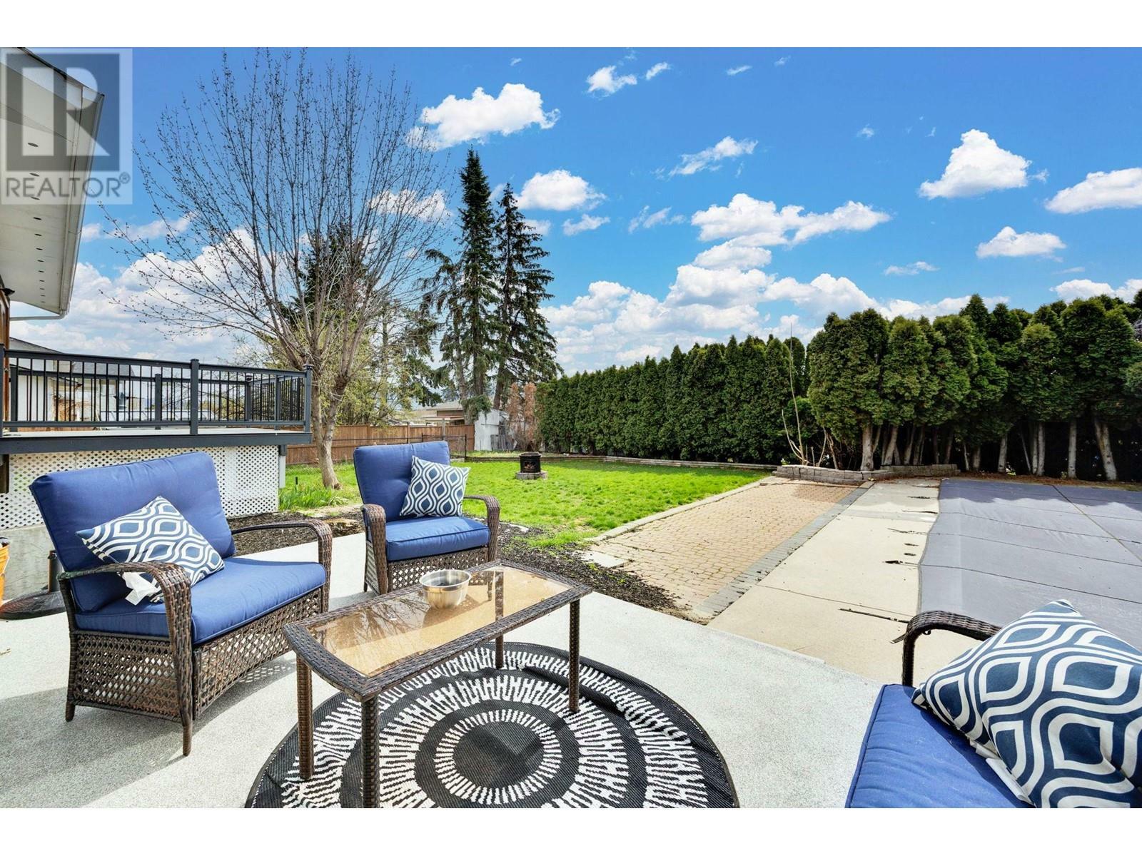 WEST KELOWNA, British Columbia, V1Z 1Z4, CA, 5 Bedrooms Bedrooms, ,1 BathroomBathrooms,Residential,For Sale,1836903