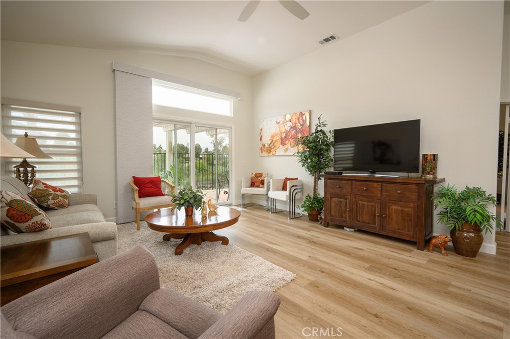 Murrieta, California, 92562, United States, 3 Bedrooms Bedrooms, ,2 BathroomsBathrooms,Residential,For Sale,1935971