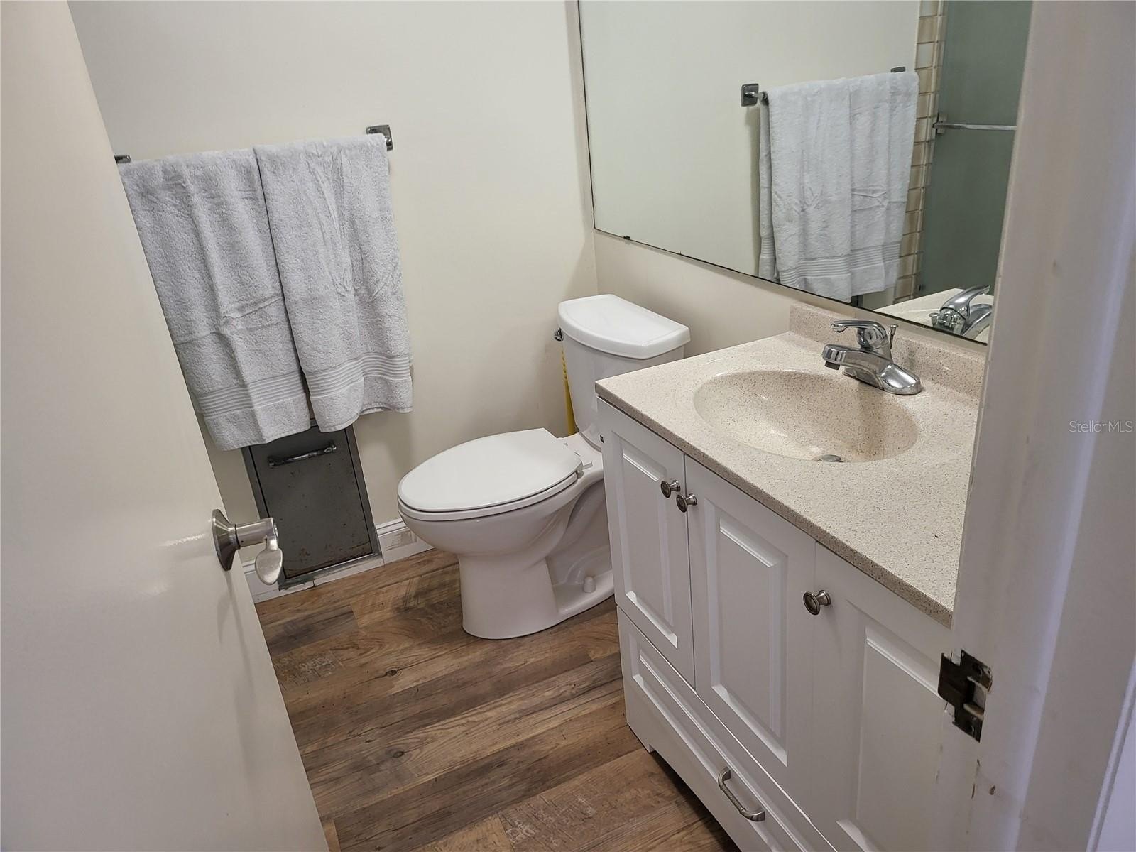 CLEARWATER BEACH, Florida, 33767, United States, 2 Bedrooms Bedrooms, ,2 BathroomsBathrooms,Residential,For Sale,1982675