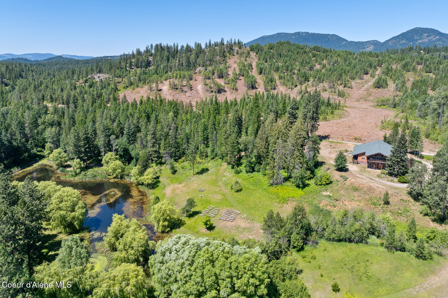 Athol, Idaho, 83801, United States, 4 Bedrooms Bedrooms, ,5 BathroomsBathrooms,Residential,For Sale,1975207