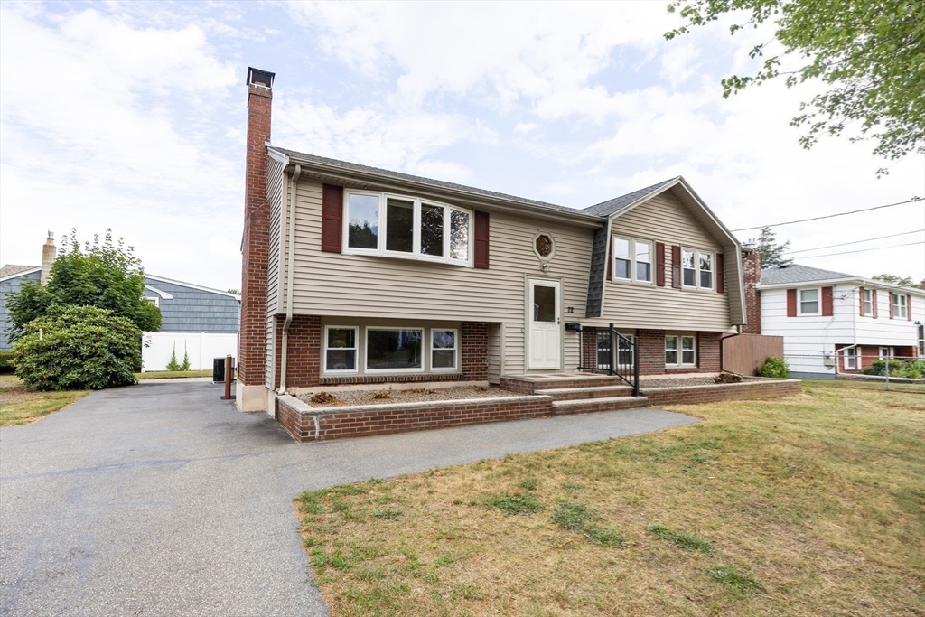 Stoughton, Massachusetts, 02072, United States, 4 Bedrooms Bedrooms, ,2 BathroomsBathrooms,Residential,For Sale,1976018