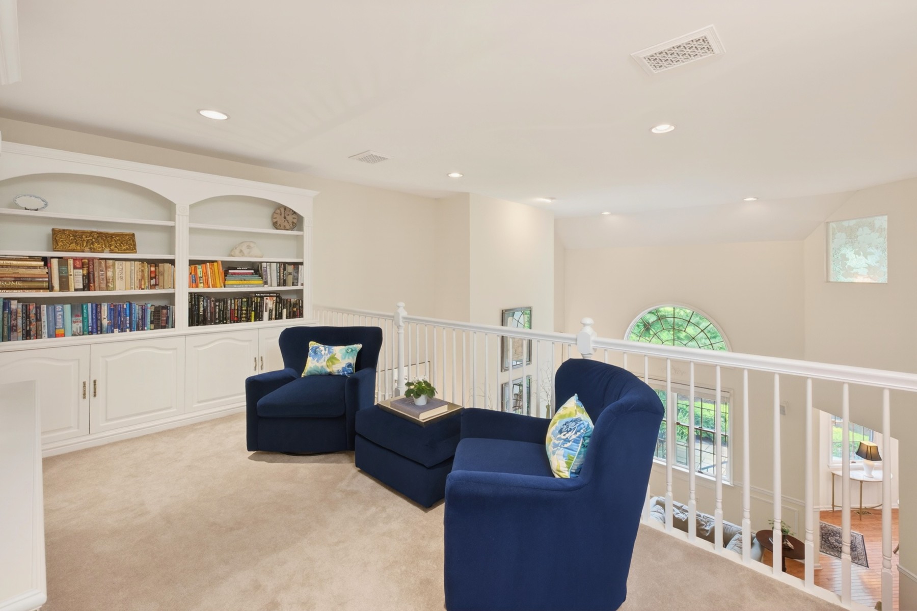  ?Amherst Mews? Stunning Townhome features Golf Course Views - 物件實景