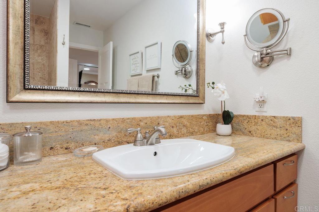 Oceanside, California, 92057, United States, 2 Bedrooms Bedrooms, ,2 BathroomsBathrooms,Residential,For Sale,1875366