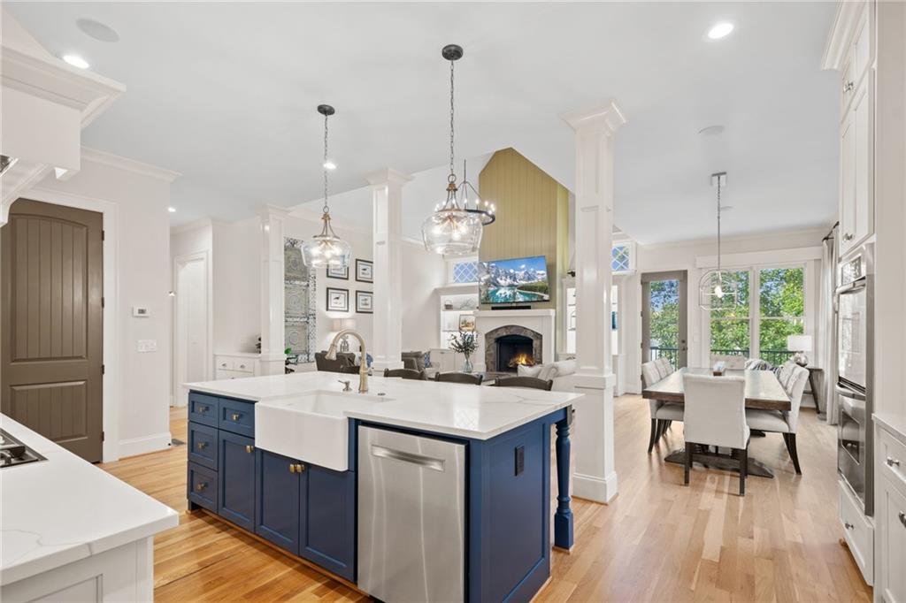 Cumming, Georgia, 30041, United States, 5 Bedrooms Bedrooms, ,5 BathroomsBathrooms,Residential,For Sale,1944969