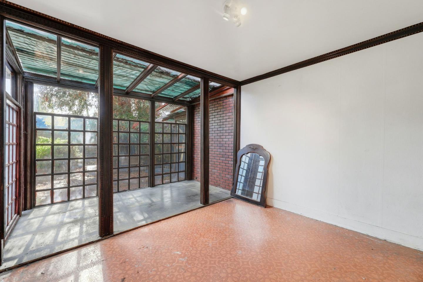 San Jose, California, 95126, United States, 2 Bedrooms Bedrooms, ,2 BathroomsBathrooms,Residential,For Sale,1987884