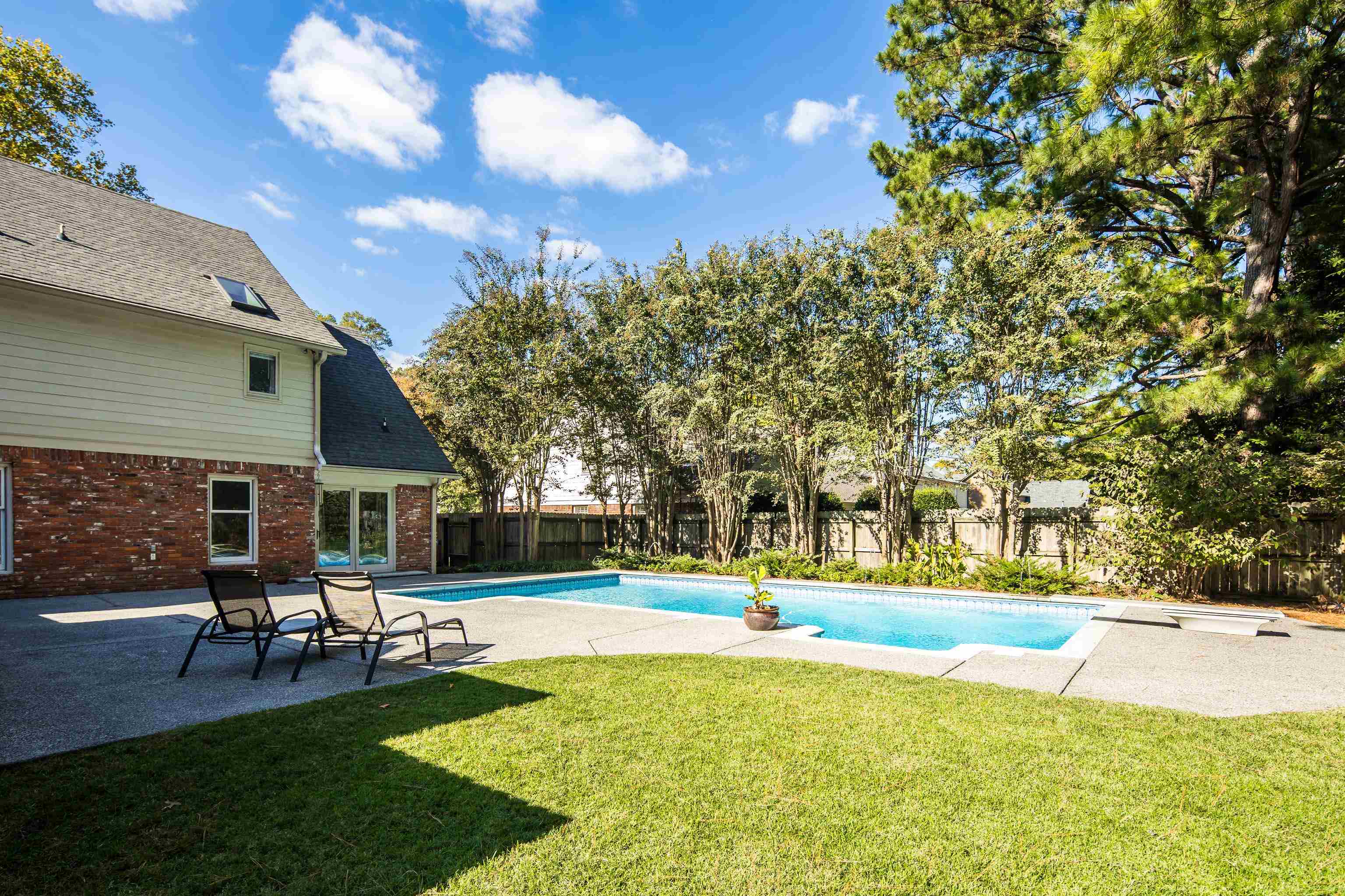 Germantown, Tennessee, 38139, United States, 4 Bedrooms Bedrooms, ,4 BathroomsBathrooms,Residential,For Sale,1985458