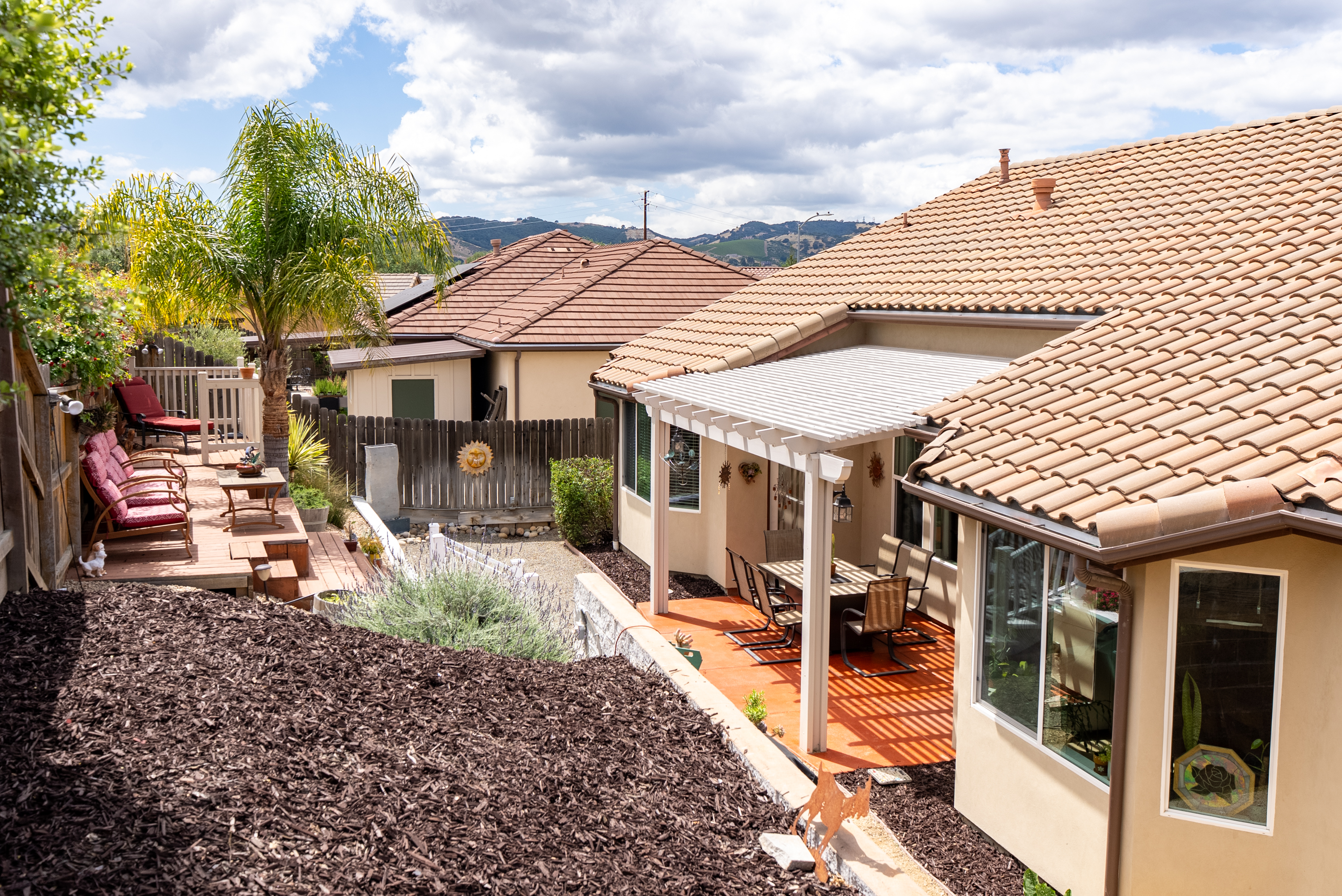  Timeless Living in Vintage at Montebello Oaks - 物件實景