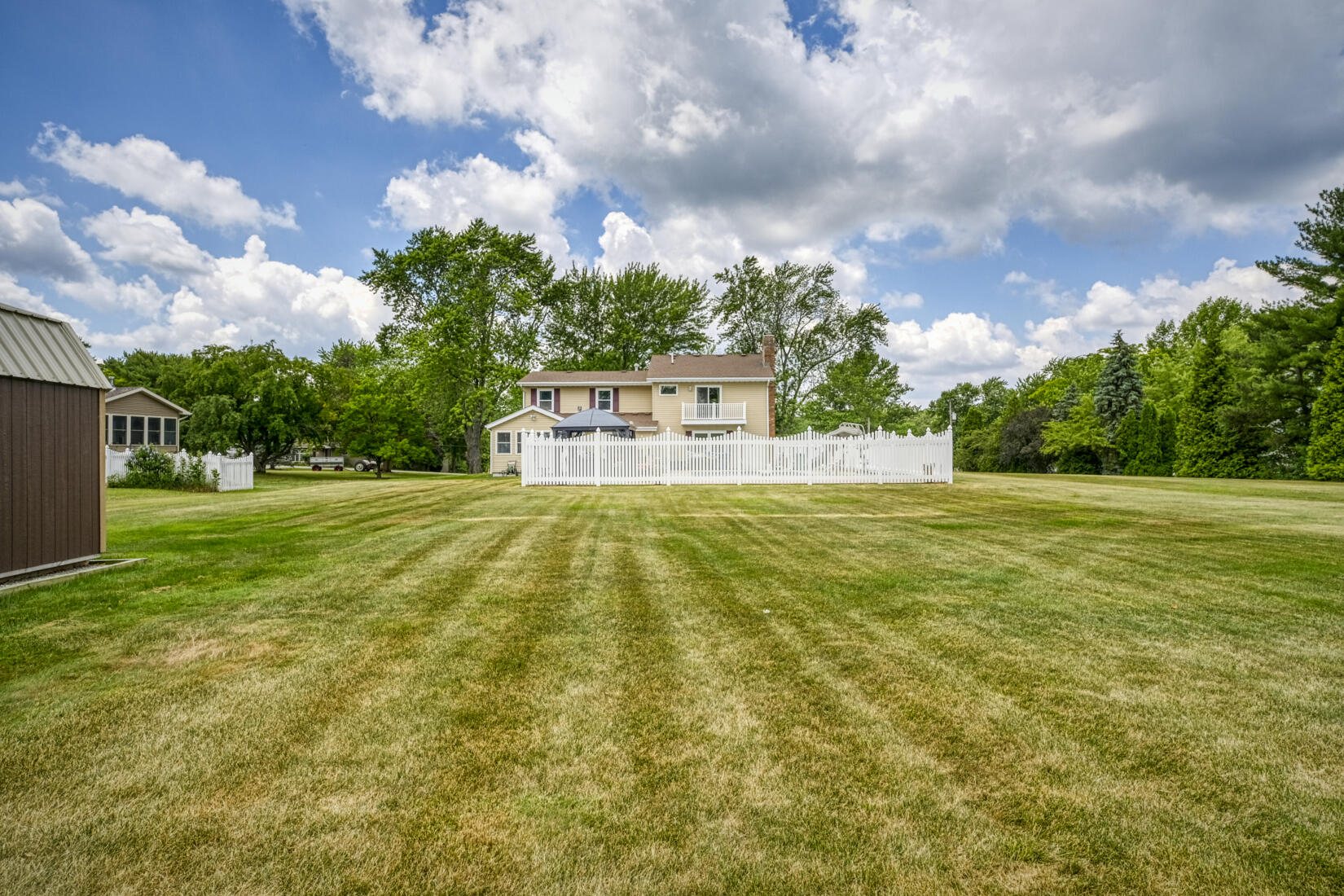 Dyer, Indiana, 46311, United States, 4 Bedrooms Bedrooms, ,3 BathroomsBathrooms,Residential,For Sale,1889773
