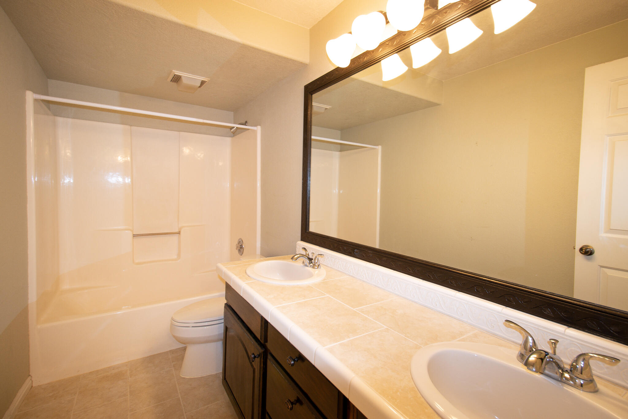 St George, Utah, 84790, United States, 6 Bedrooms Bedrooms, ,Residential,For Sale,1839961