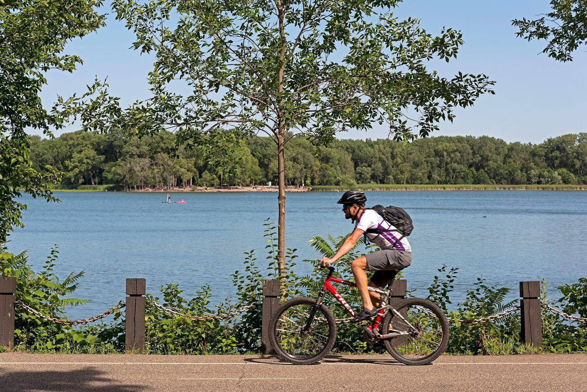 Golden Valley, Minnesota, 55416, United States, 2 Bedrooms Bedrooms, ,Residential,For Sale,1970516