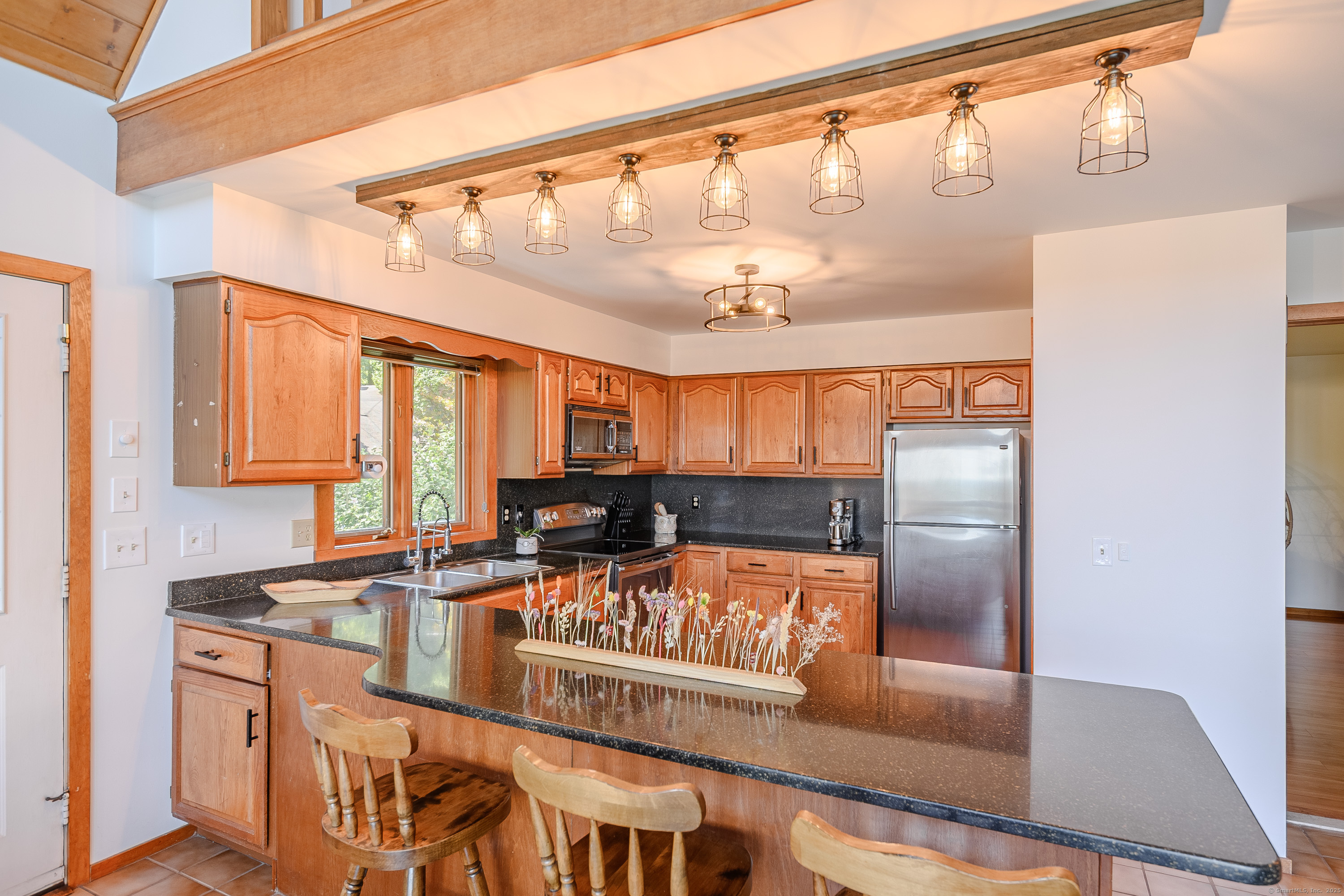 New Fairfield, Connecticut, 06812, United States, 3 Bedrooms Bedrooms, ,3 BathroomsBathrooms,Residential,For Sale,1966702