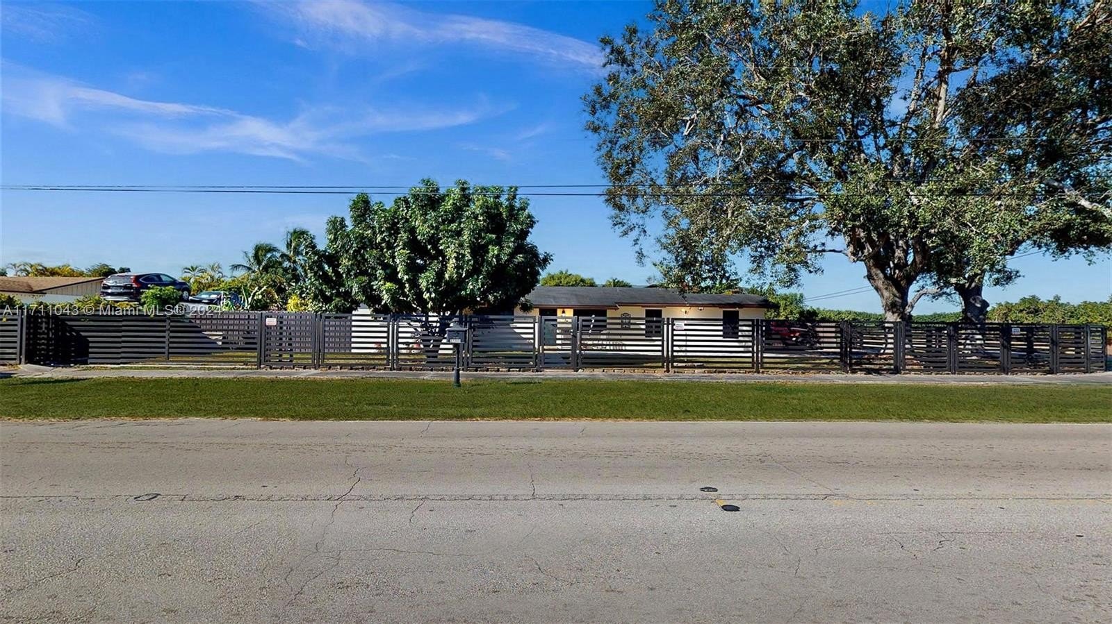 Homestead, Florida, 33031, United States, 3 Bedrooms Bedrooms, ,2 BathroomsBathrooms,Residential,For Sale,1983356