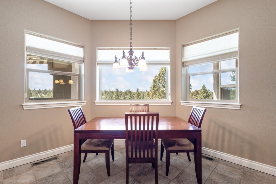Prineville, Oregon, 97754, United States, 3 Bedrooms Bedrooms, ,3 BathroomsBathrooms,Residential,For Sale,1770738