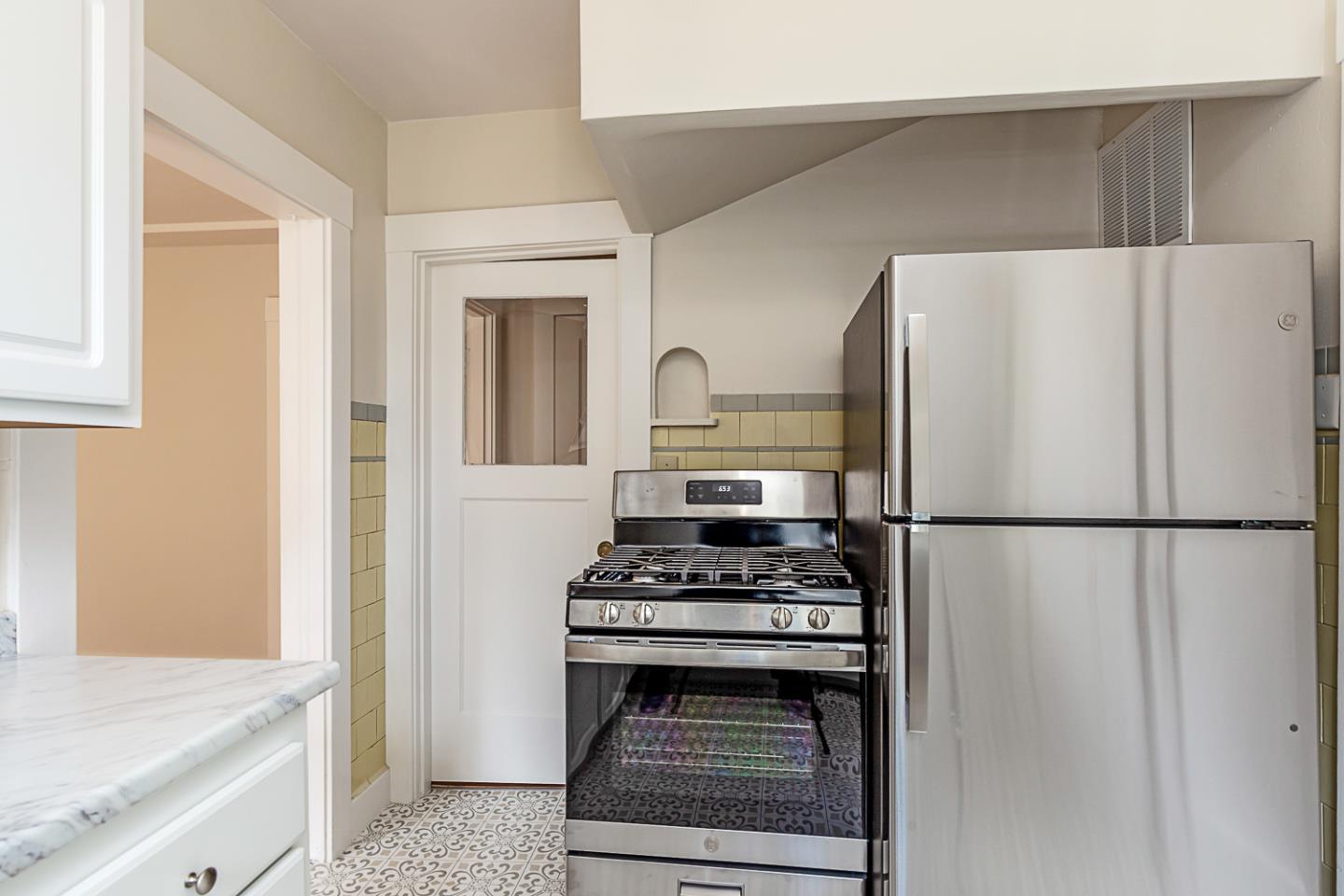 San Mateo, California, 94401, United States, ,Residential,For Sale,1955315