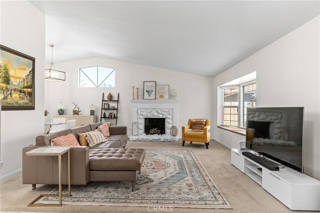 Chino Hills, California, 91709, United States, 4 Bedrooms Bedrooms, ,1 BathroomBathrooms,Residential,For Sale,1904207