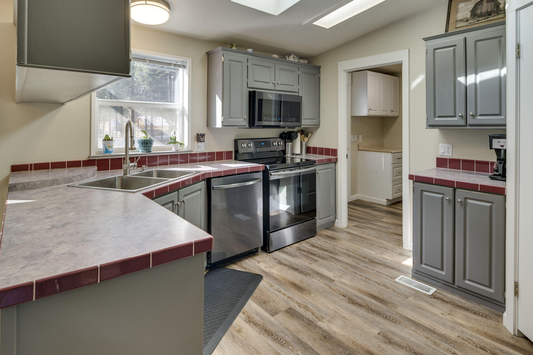 La Pine, Oregon, 97739, United States, 3 Bedrooms Bedrooms, ,2 BathroomsBathrooms,Residential,For Sale,2040090