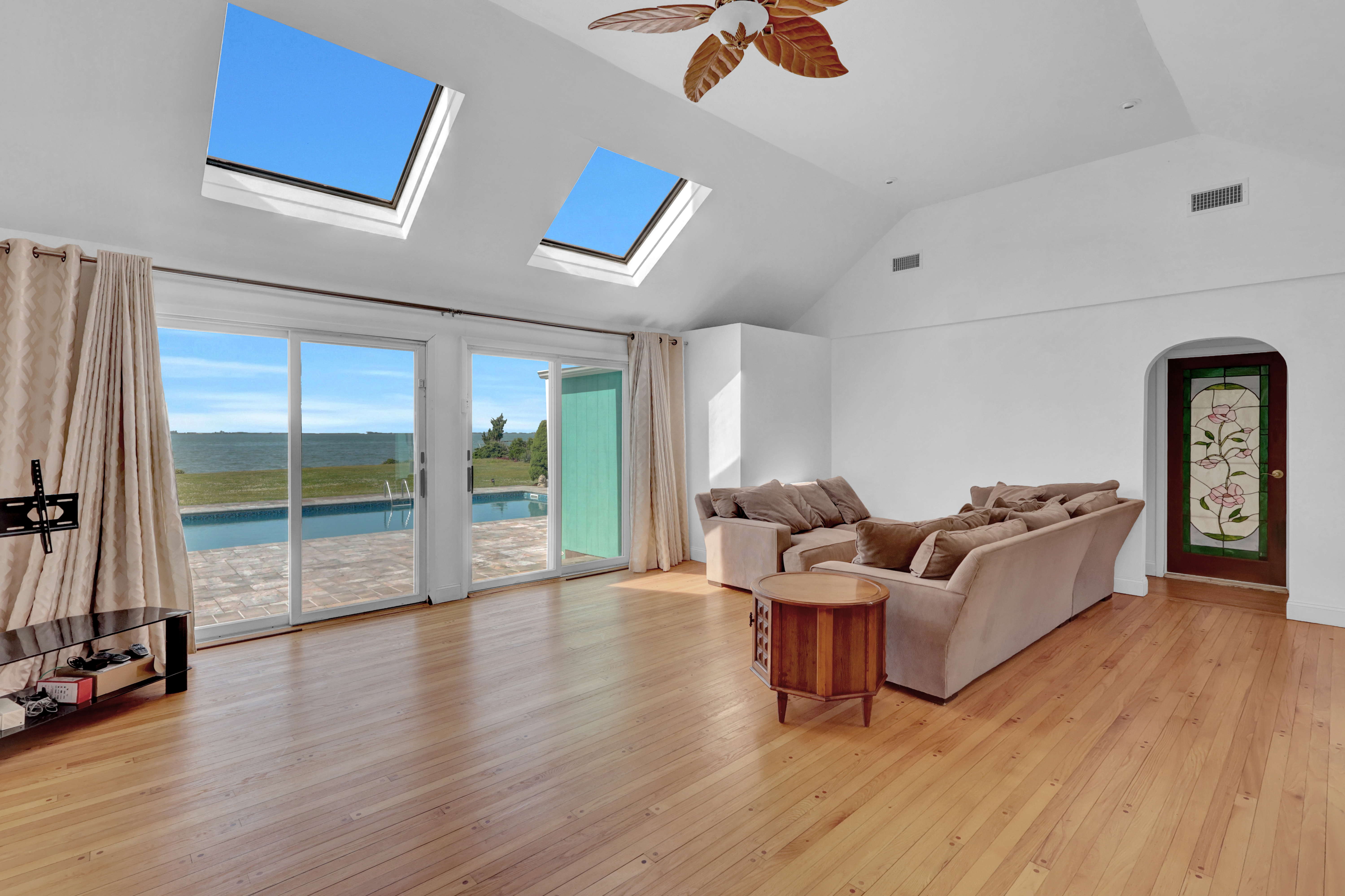  6 Last Lane, Hampton Bays, NY 11946 - 物件實景