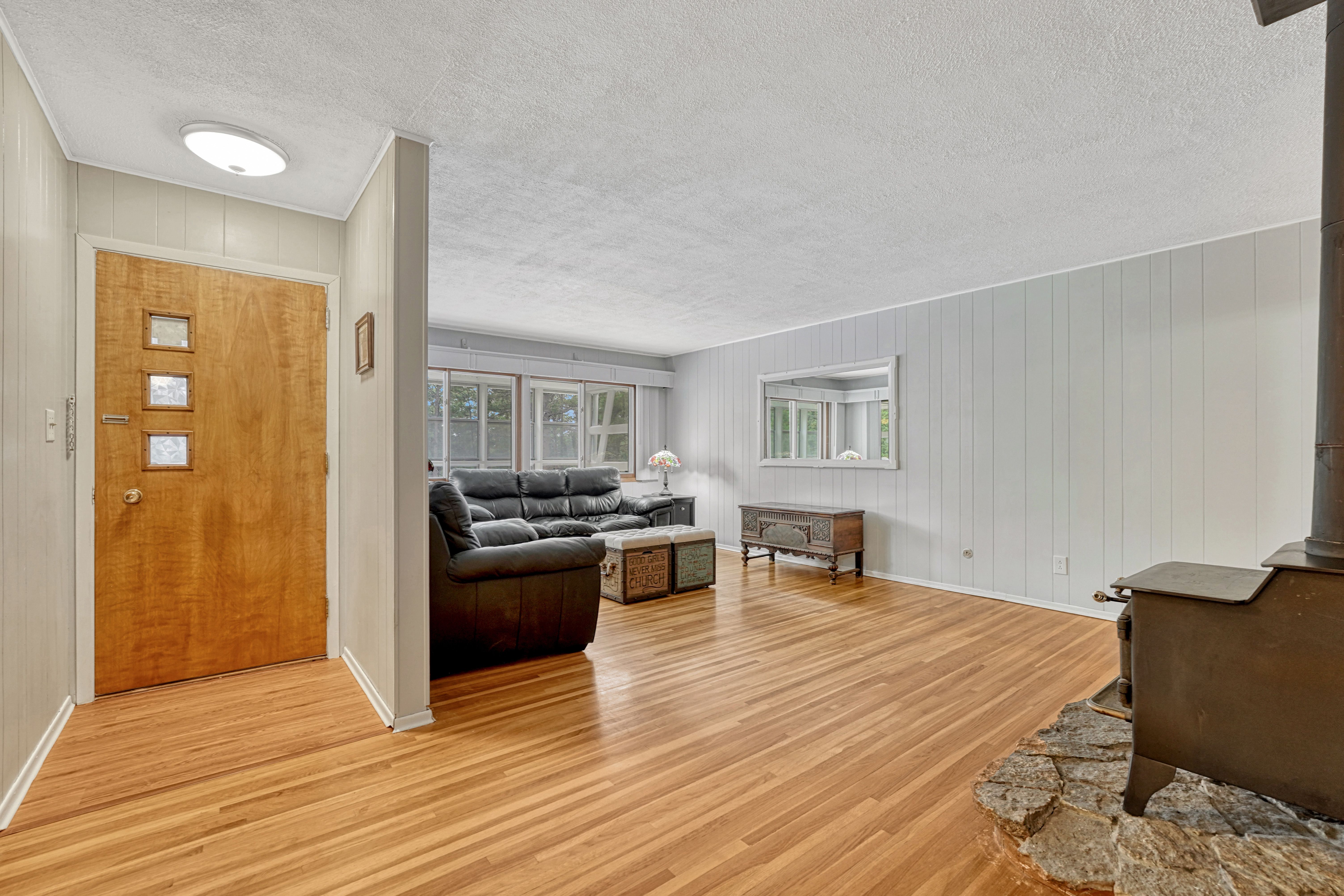  Meticulously maintained ranch-style home in sought-after Black Forest - 物件實景