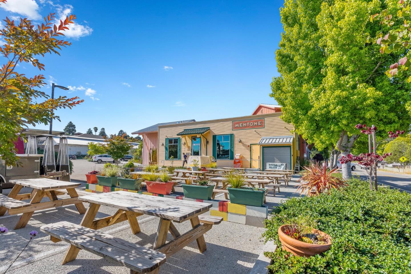 Aptos, California, 95003, United States, 5 Bedrooms Bedrooms, ,3 BathroomsBathrooms,Residential,For Sale,1847645