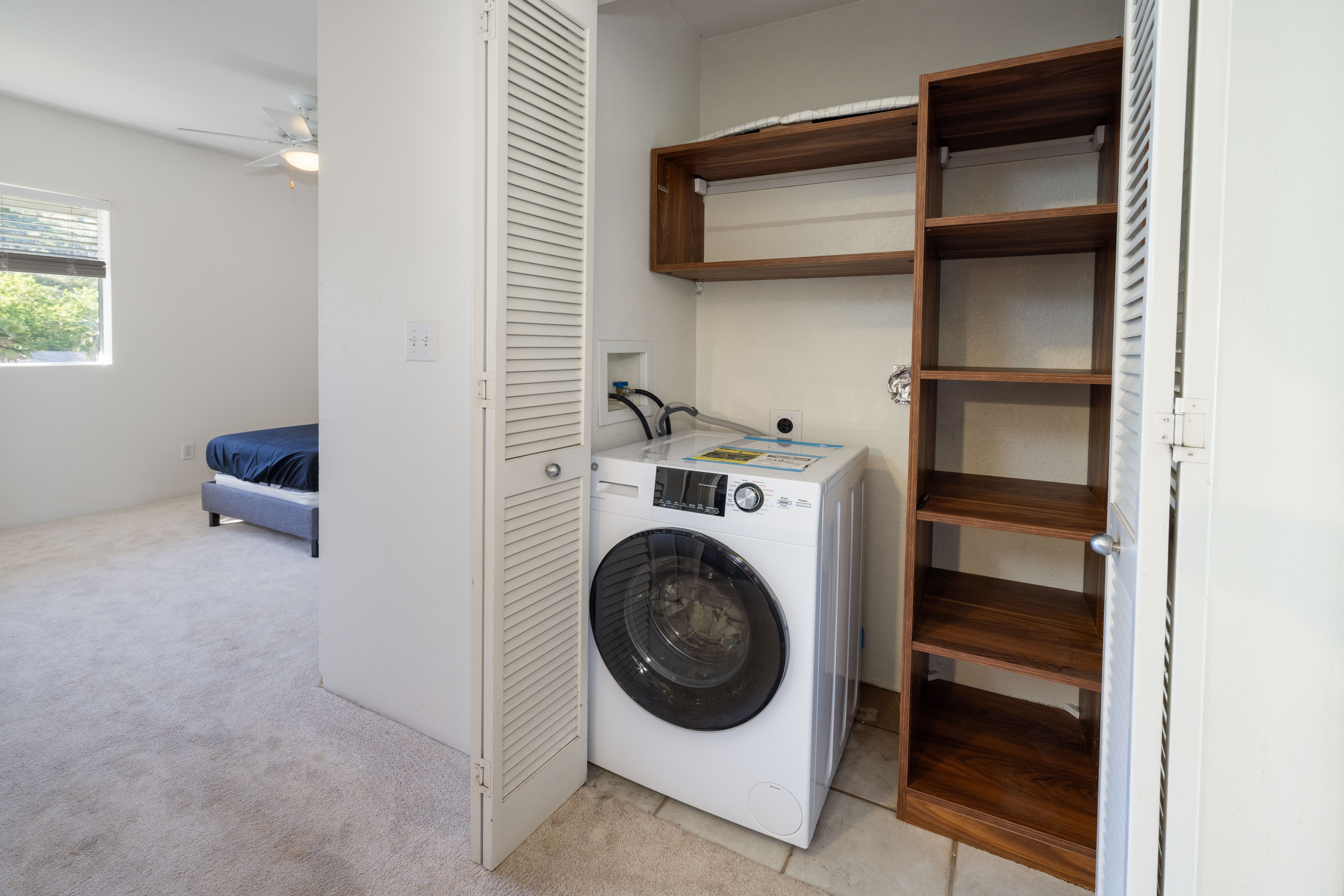 Mililani, Hawaii, 96789, United States, 2 Bedrooms Bedrooms, ,1 BathroomBathrooms,Residential,For Sale,1995128