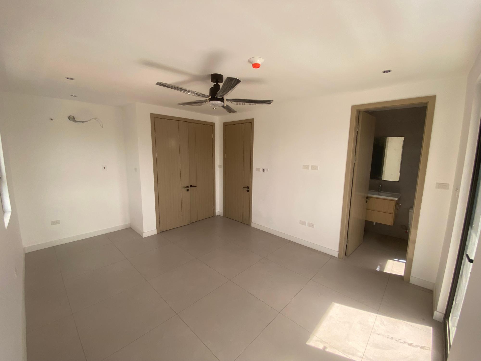 Kingston & St. Andrew, JM, 3 Bedrooms Bedrooms, ,4 BathroomsBathrooms,Residential,For Sale,1897845