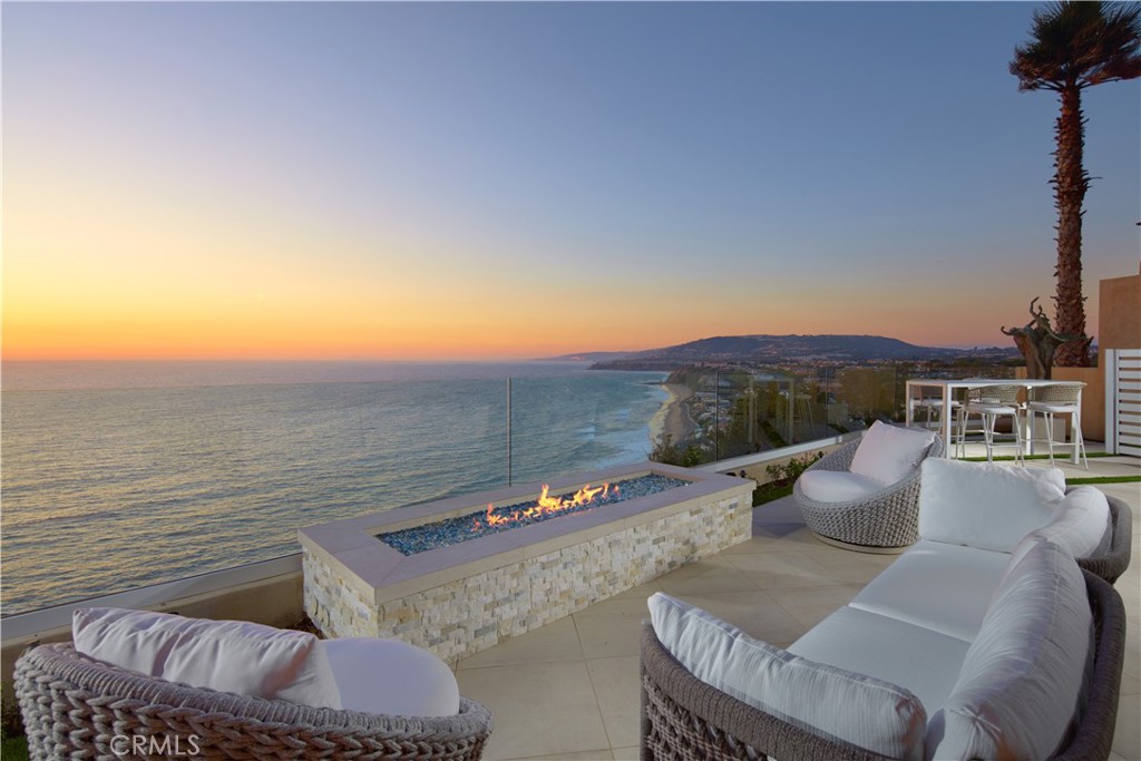Dana Point, California, 92629, United States, 3 Bedrooms Bedrooms, ,4 BathroomsBathrooms,Residential,For Sale,1885078