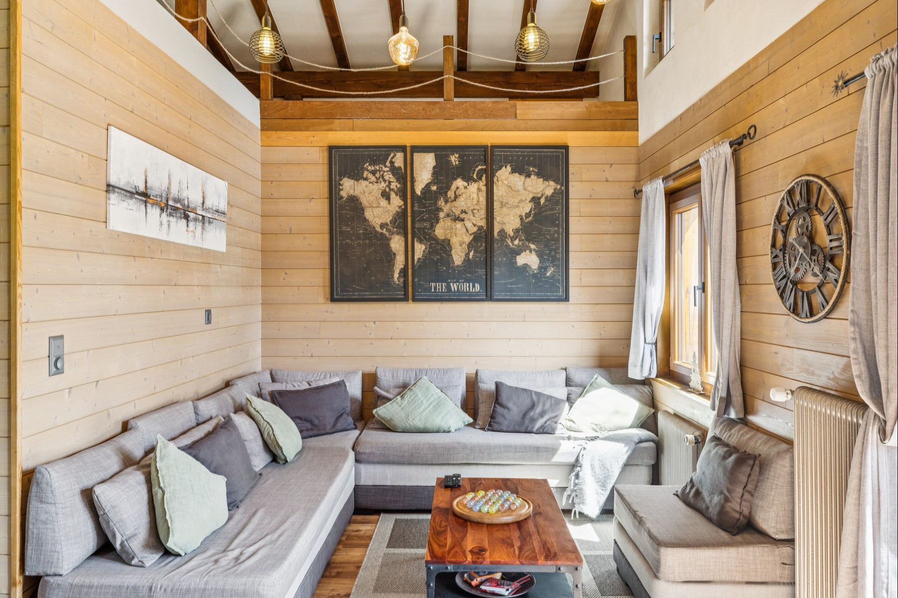  A beautiful chalet just a stone