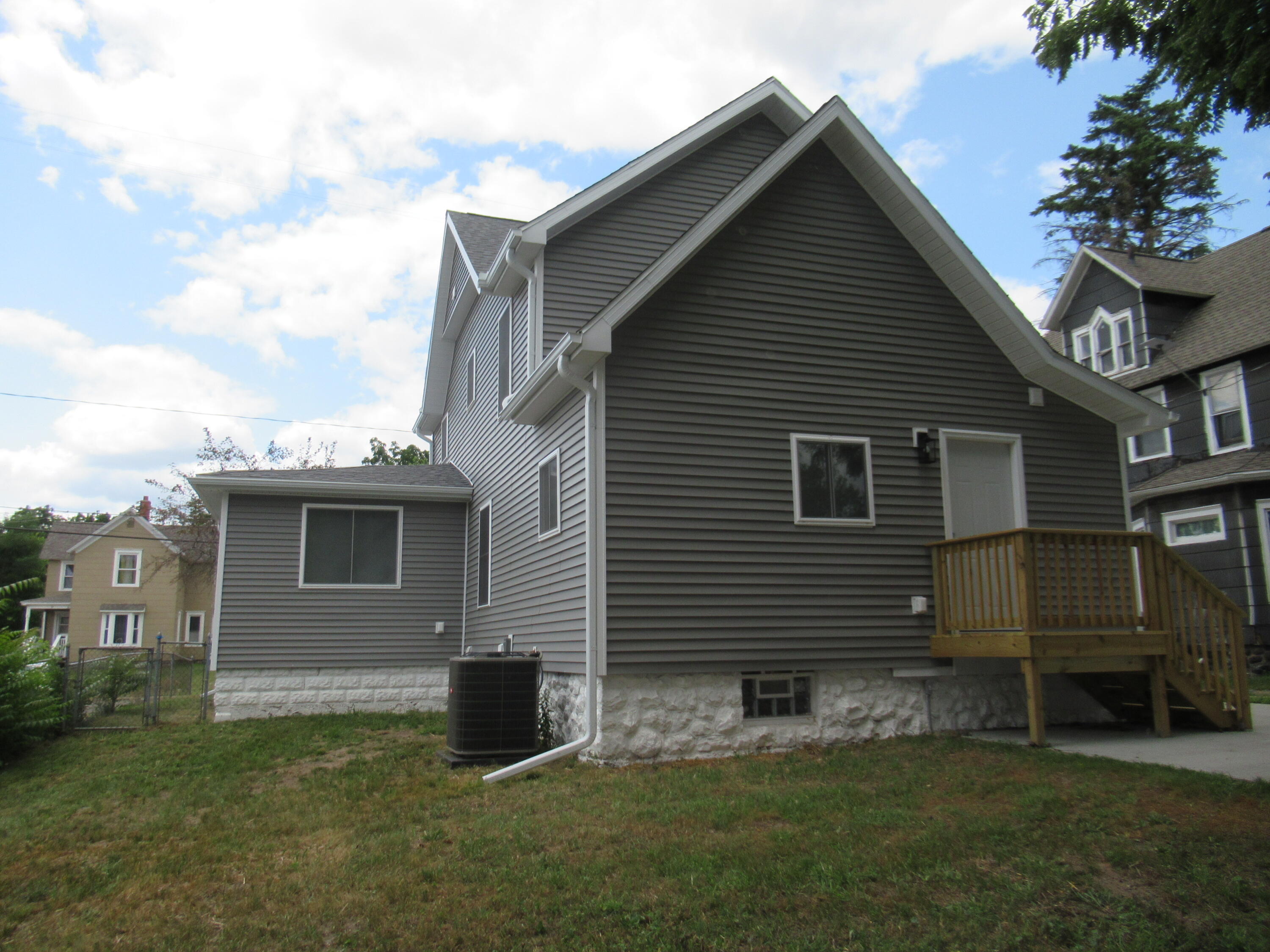 Wabash Ave, Battle Creek, MI 49017 #1