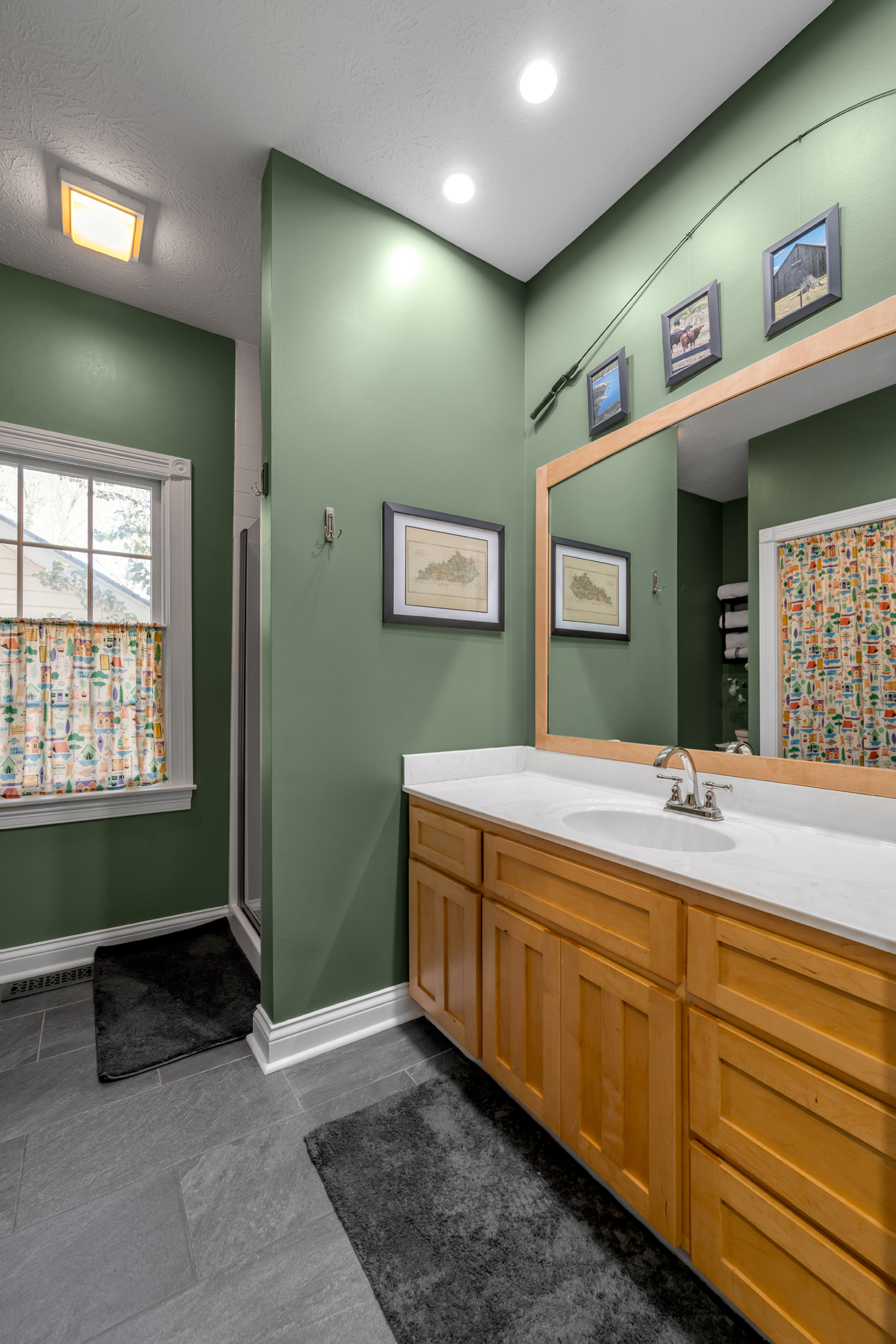  186 Hunter Drive - 物件實景